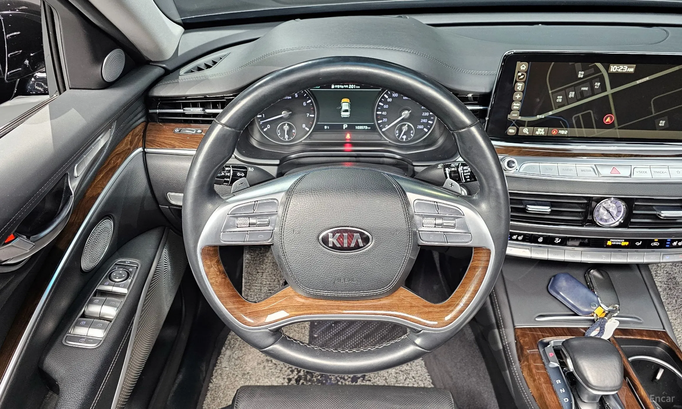 Kia K9 превью 13