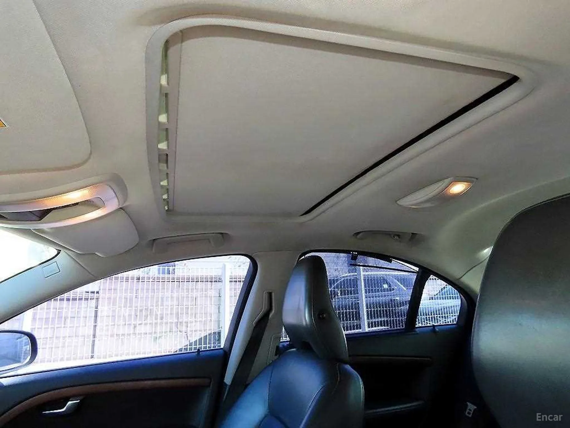 Volvo S80 превью 17