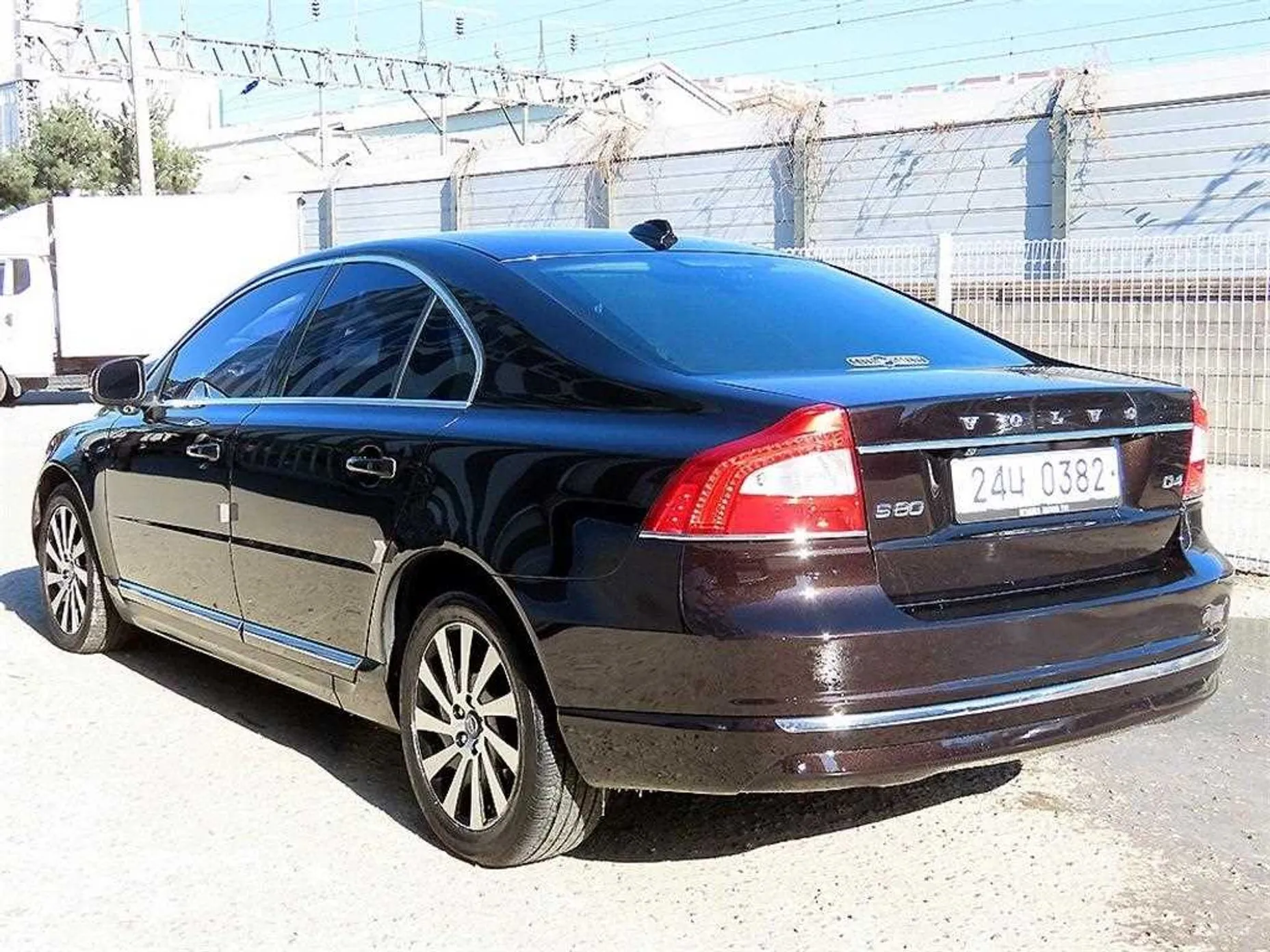 Volvo S80 превью 3