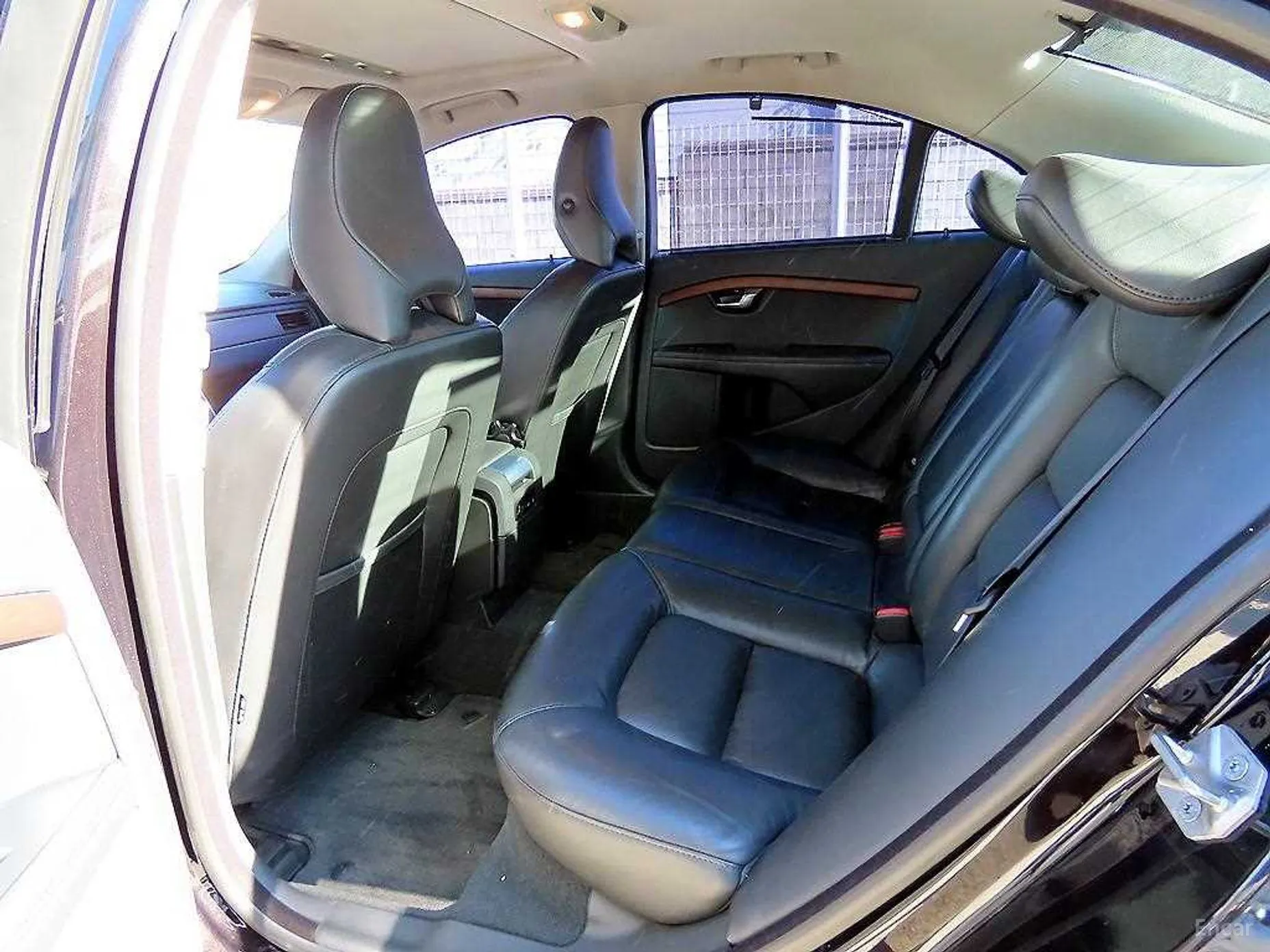 Volvo S80 превью 6