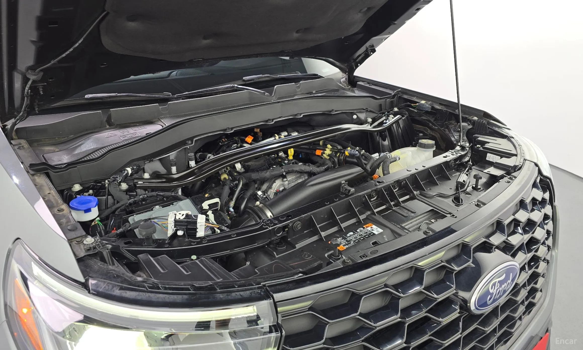 Ford Explorer 6th Generation превью 6