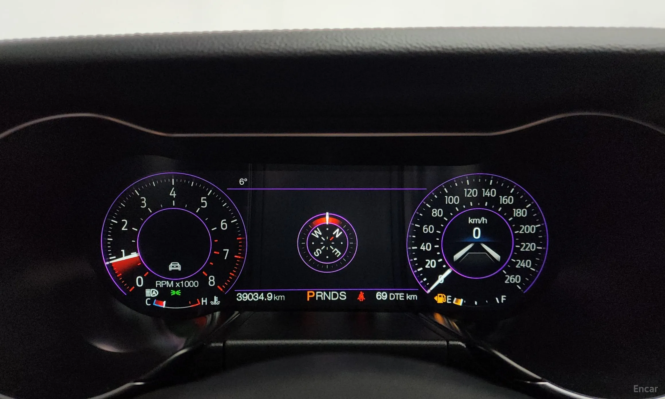 Ford Mustang превью 8