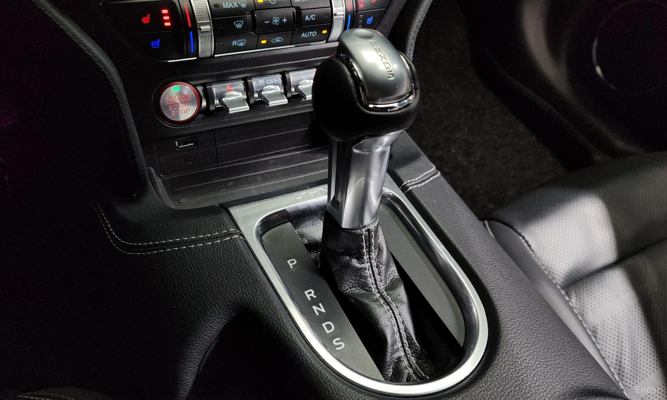 Ford Mustang превью 9