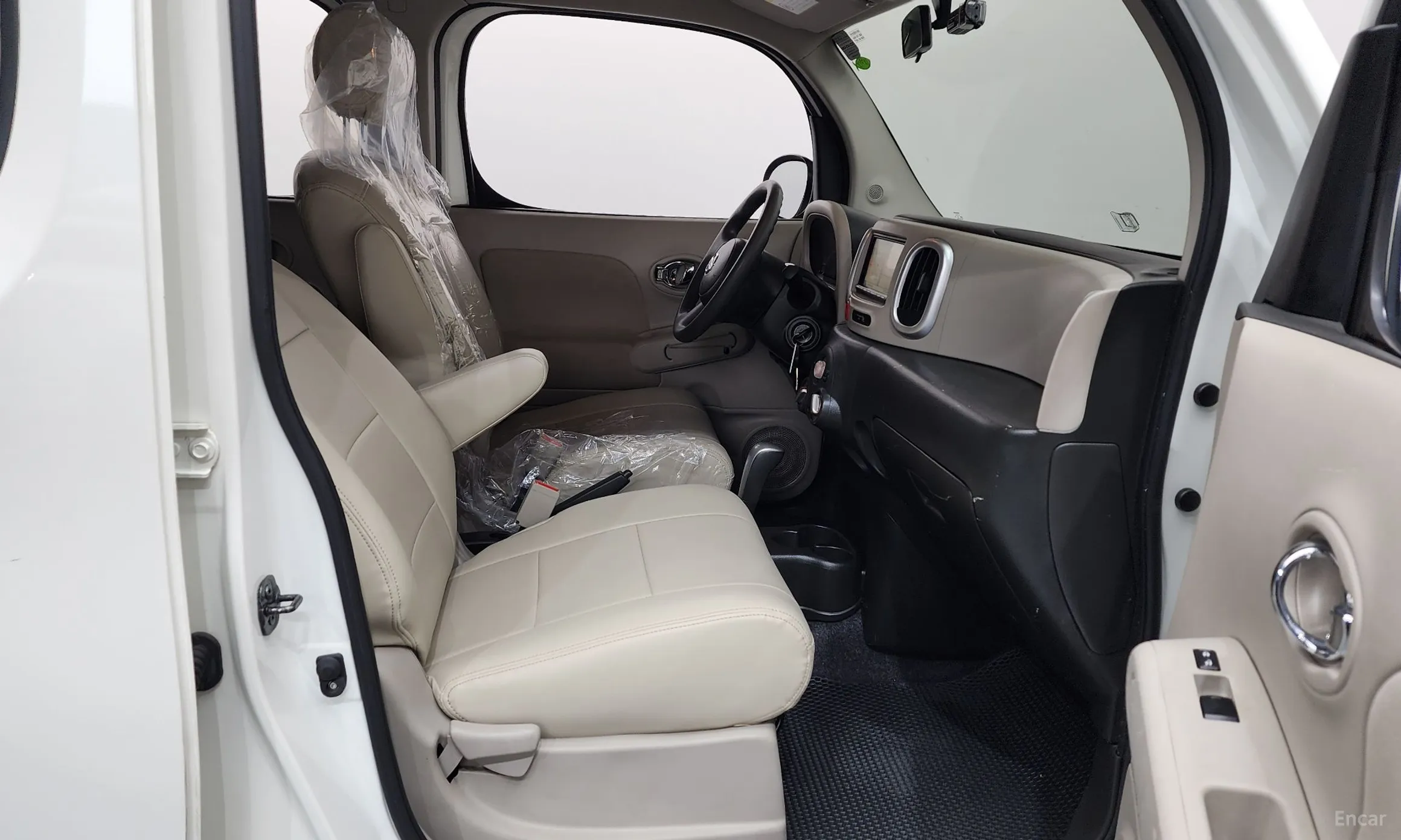 Nissan Cube превью 11