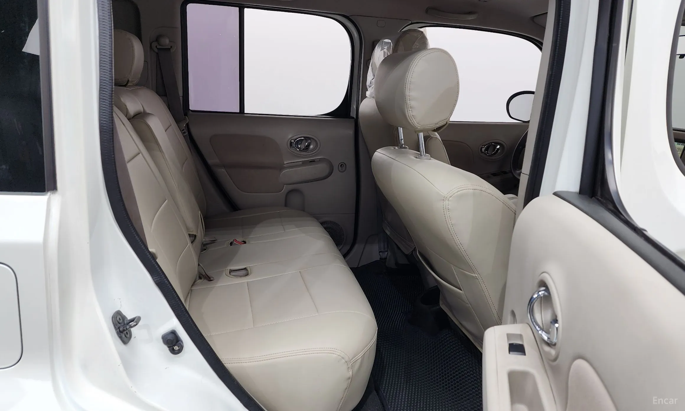 Nissan Cube превью 12
