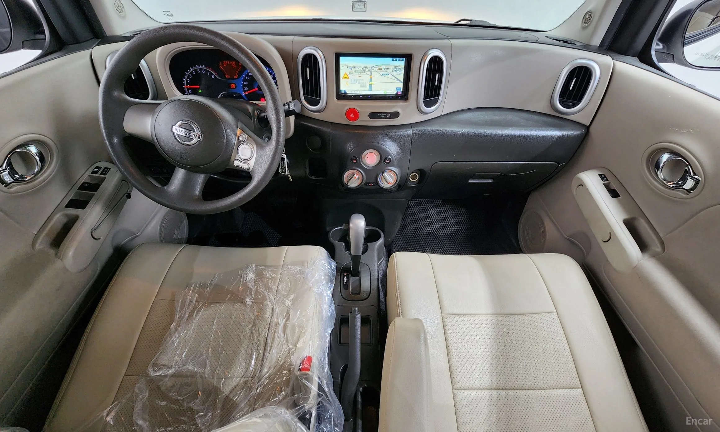 Nissan Cube превью 7