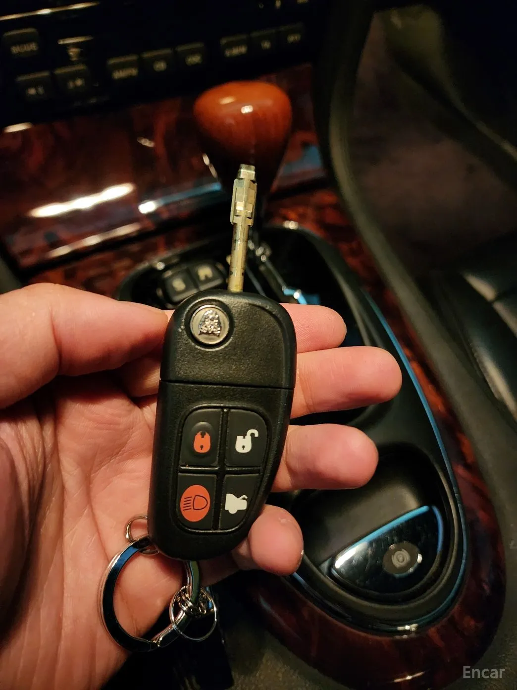 Jaguar XJ-8 превью 11