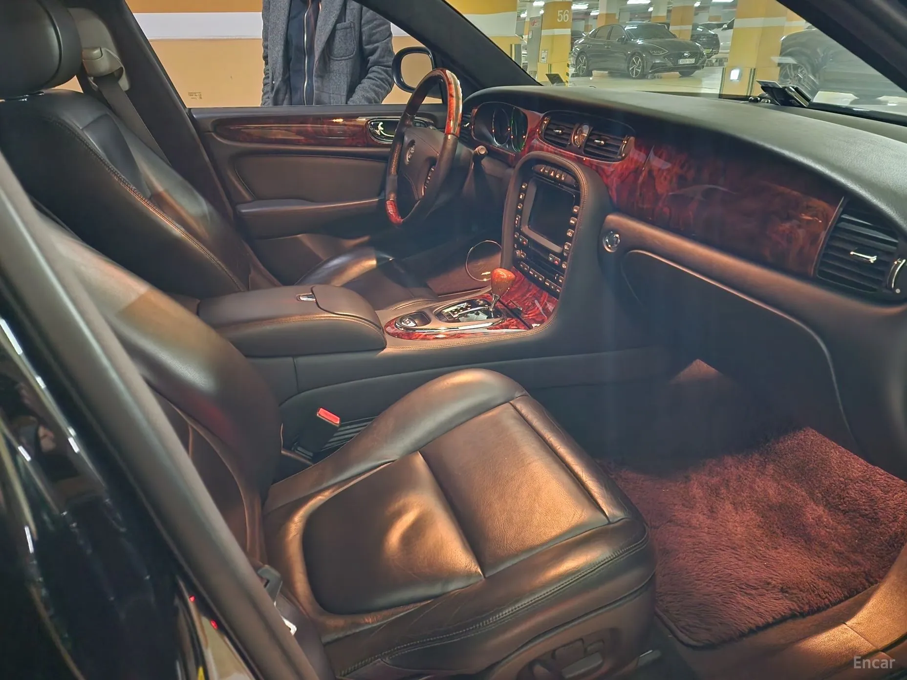 Jaguar XJ-8 превью 7