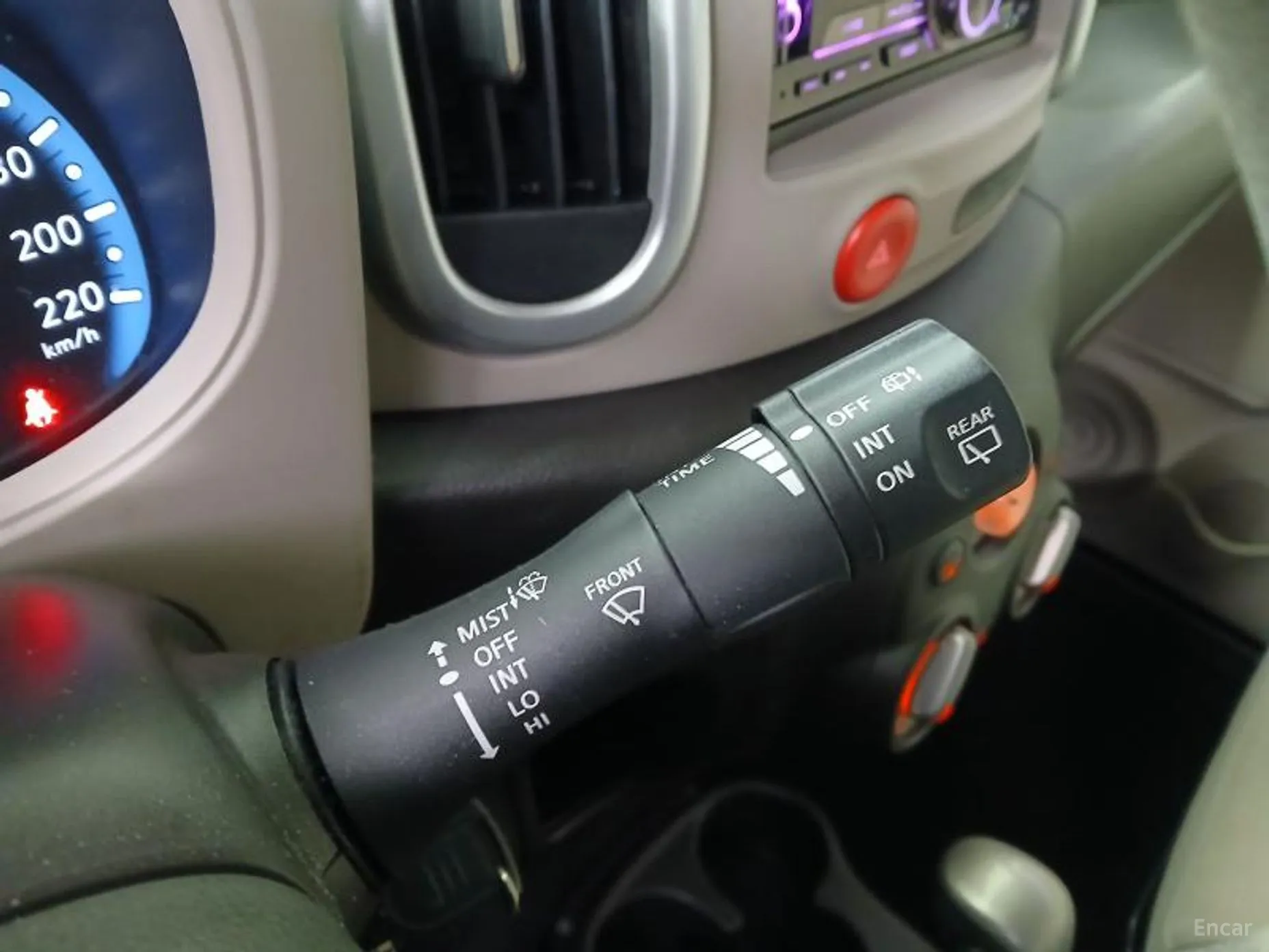 Nissan Cube превью 11