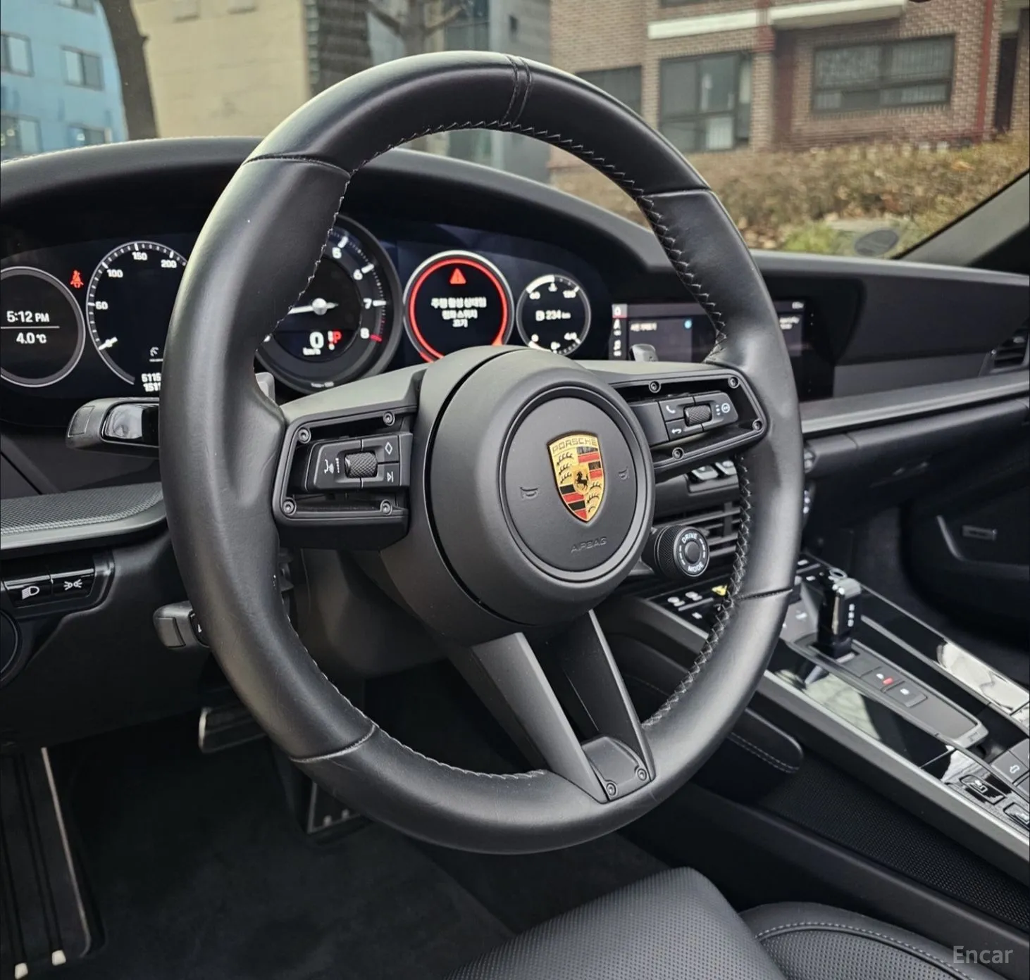 Porsche 911 (992) превью 12