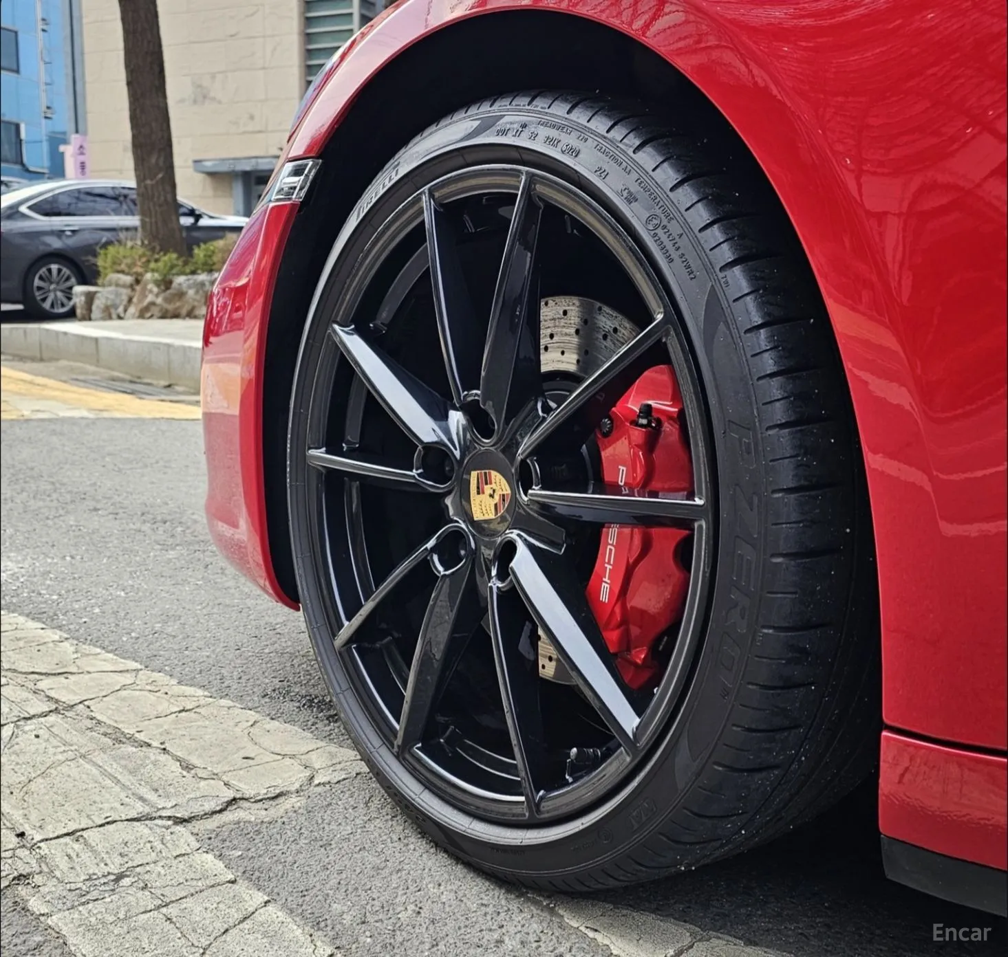 Porsche 911 (992) превью 5