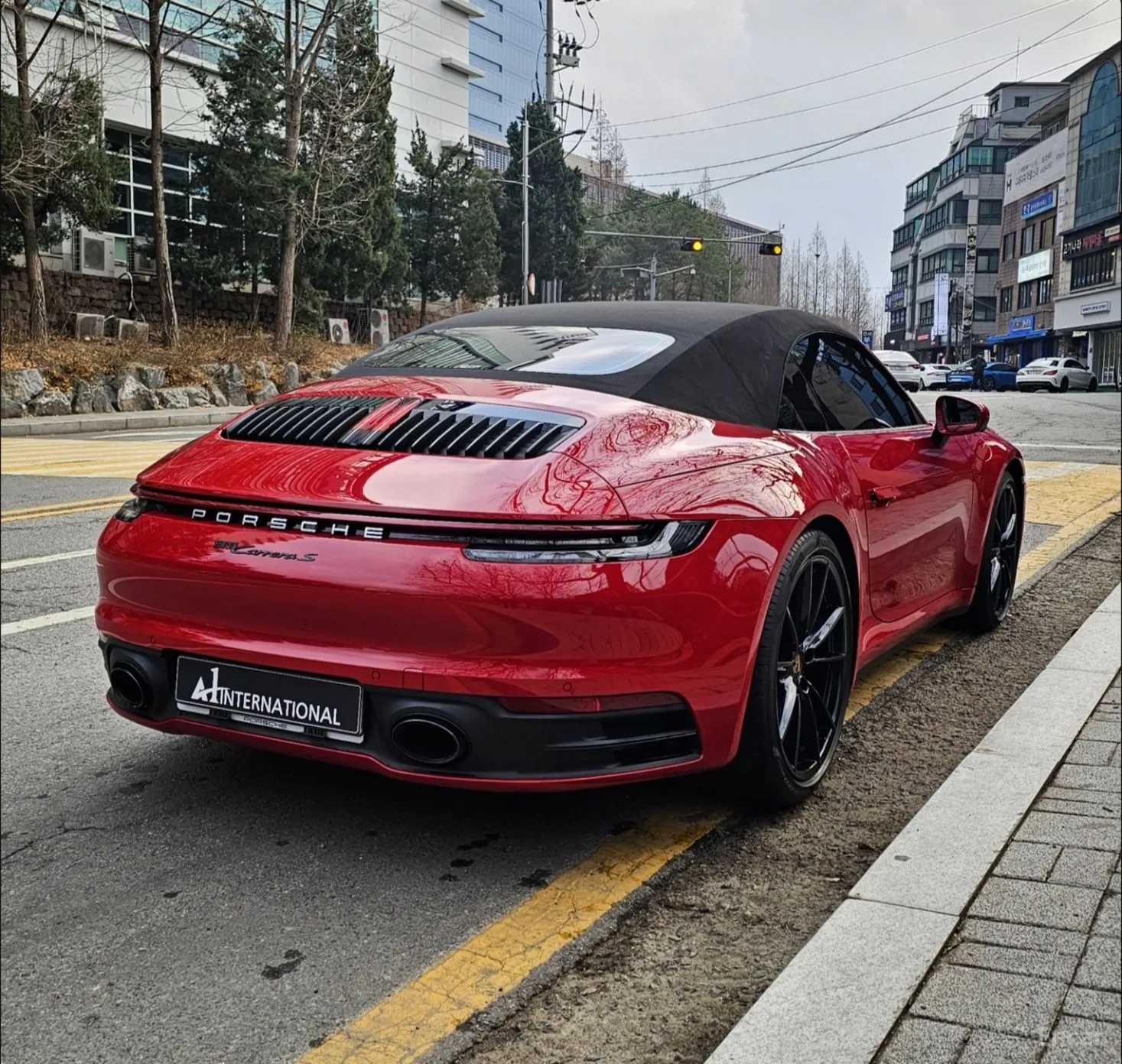 Porsche 911 (992) превью 6