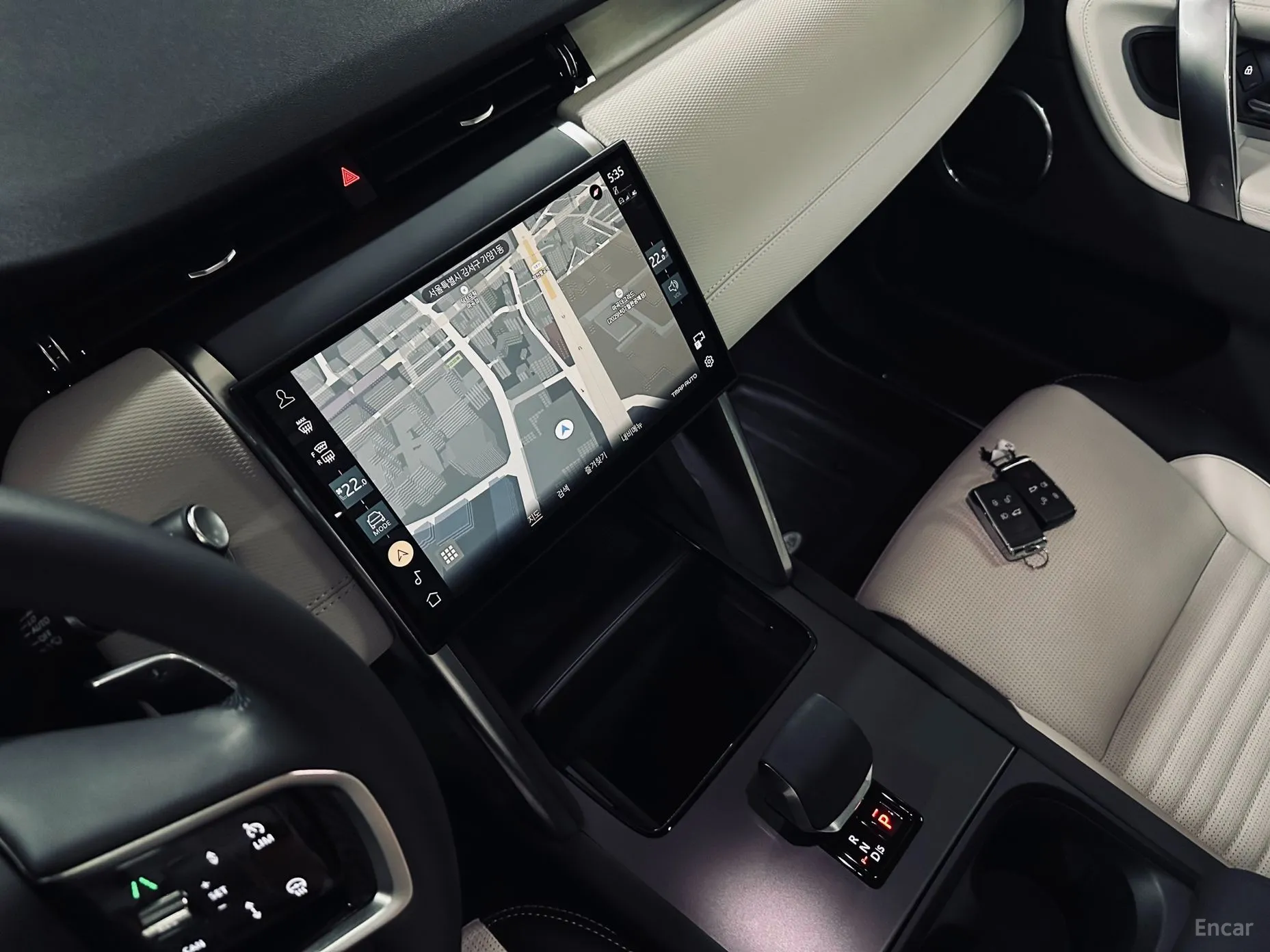 Land Rover Discovery Sports превью 18