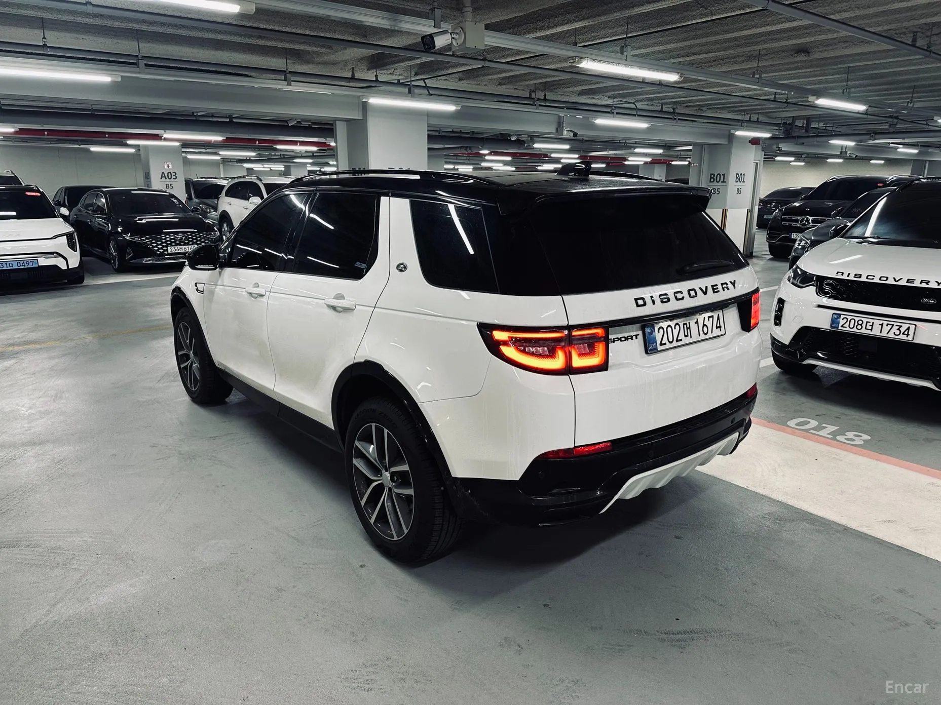 Land Rover Discovery Sports превью 2