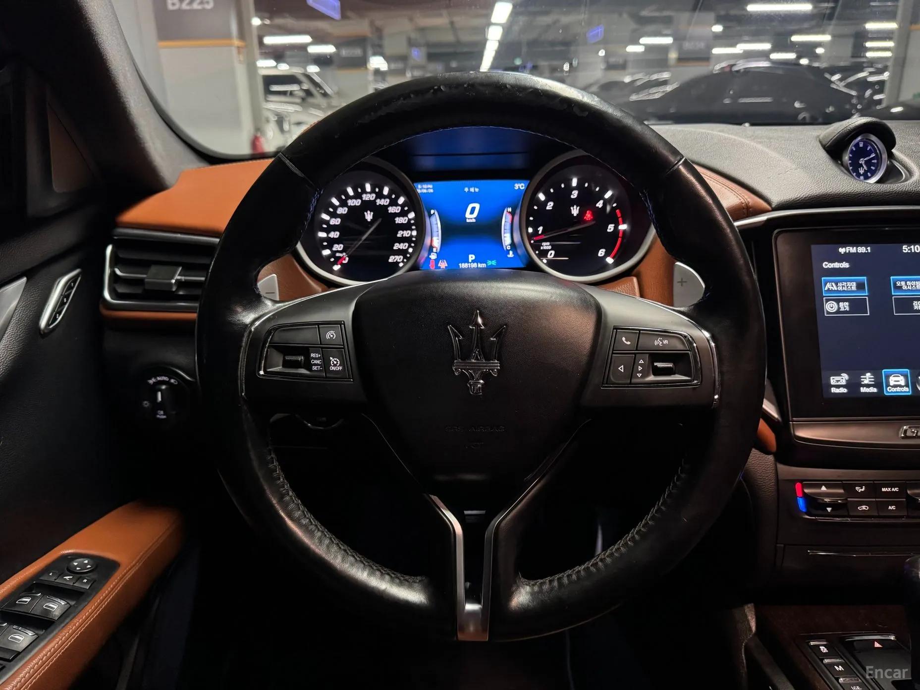 Maserati Ghibli превью 11