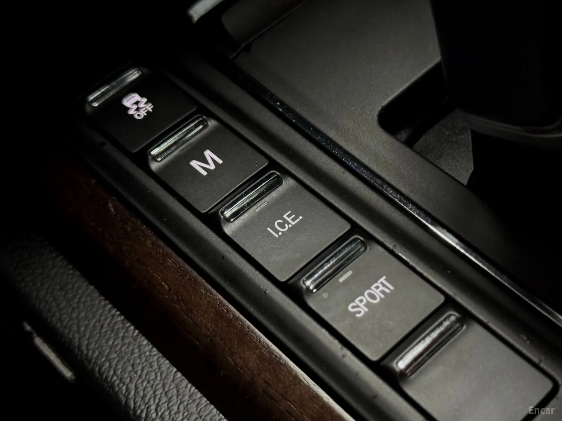 Maserati Ghibli превью 17