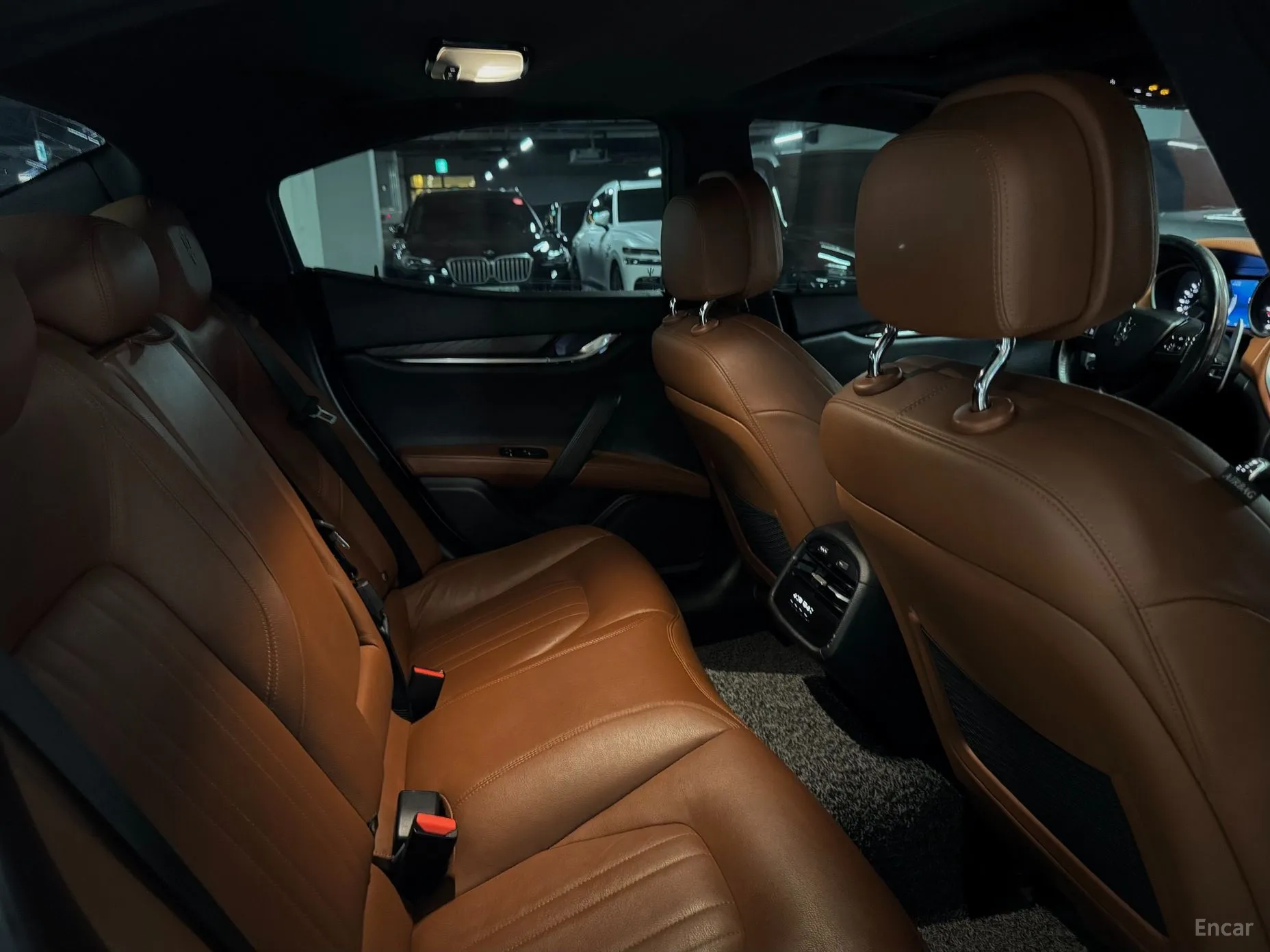 Maserati Ghibli превью 18