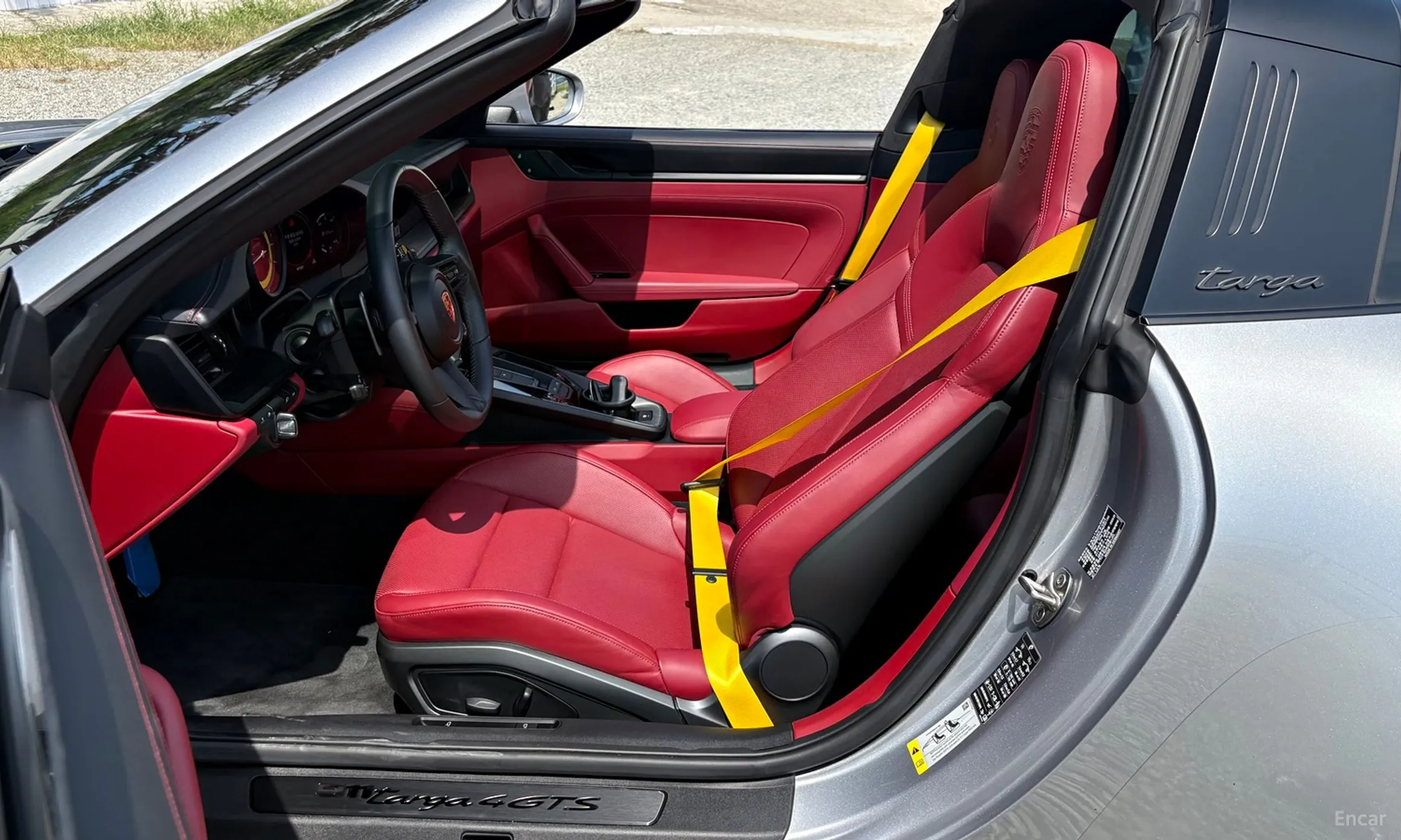 Porsche 911 (992) превью 12