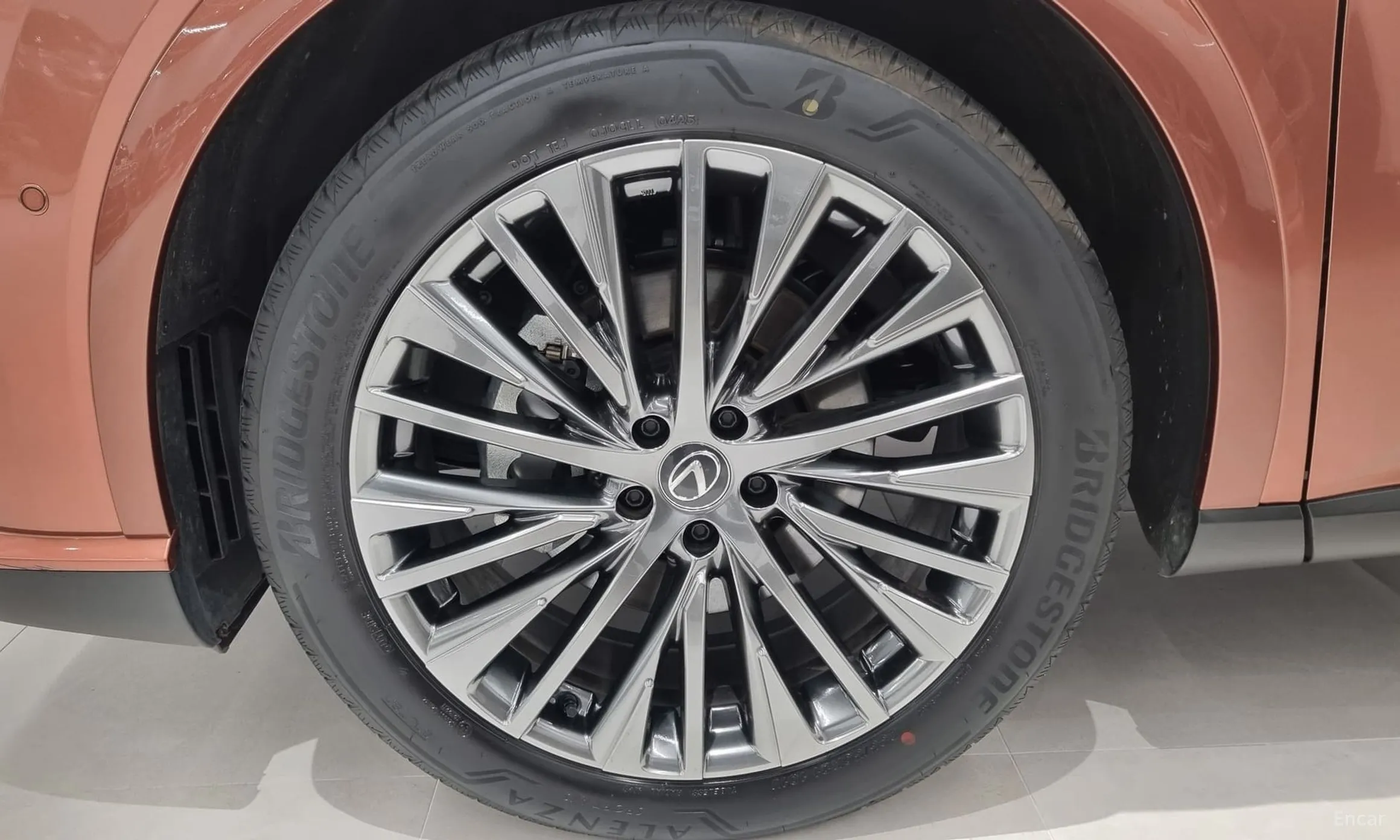 Lexus RX350h 5th Generation превью 5