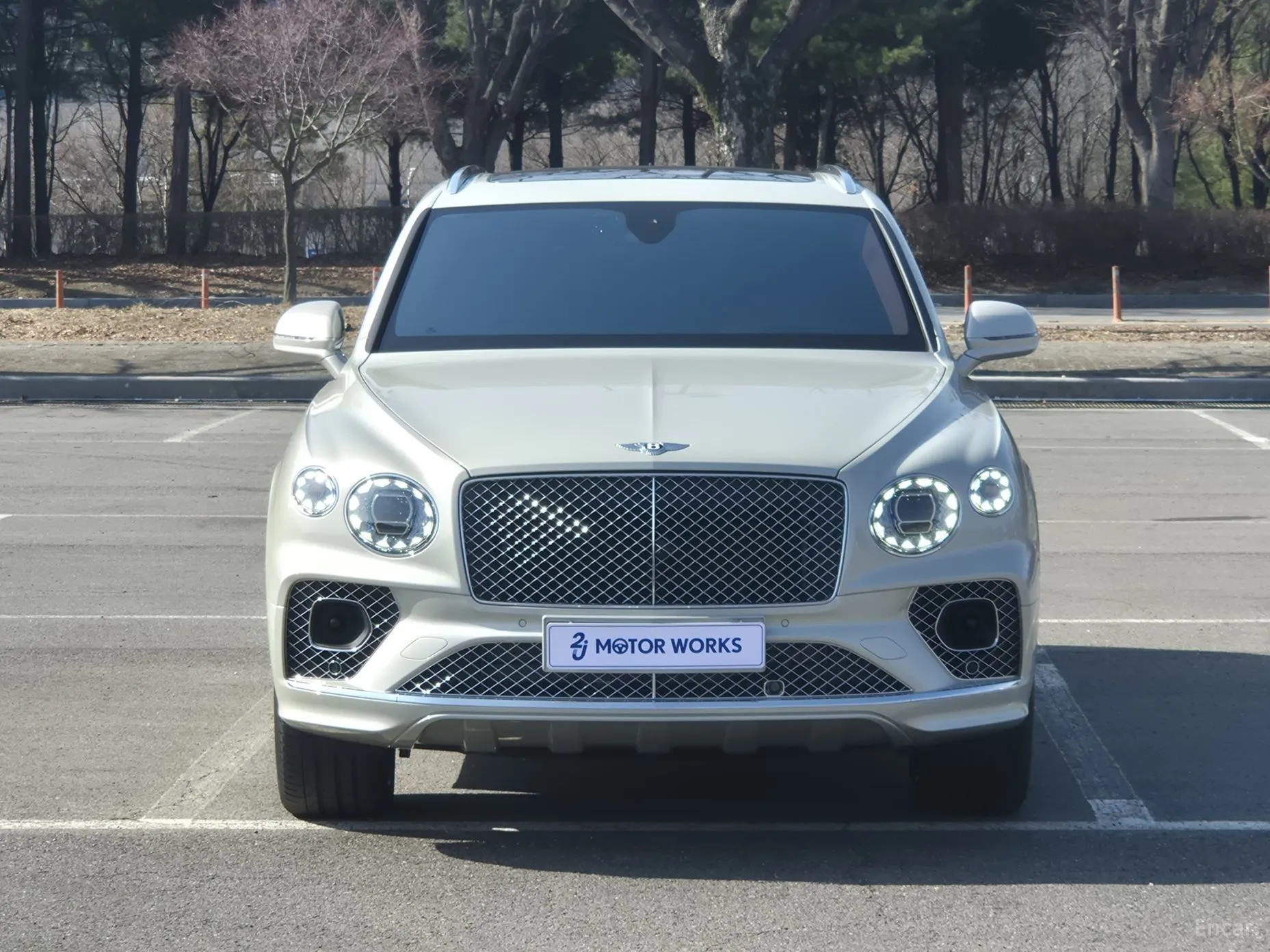 Bentley Bentayga превью 3