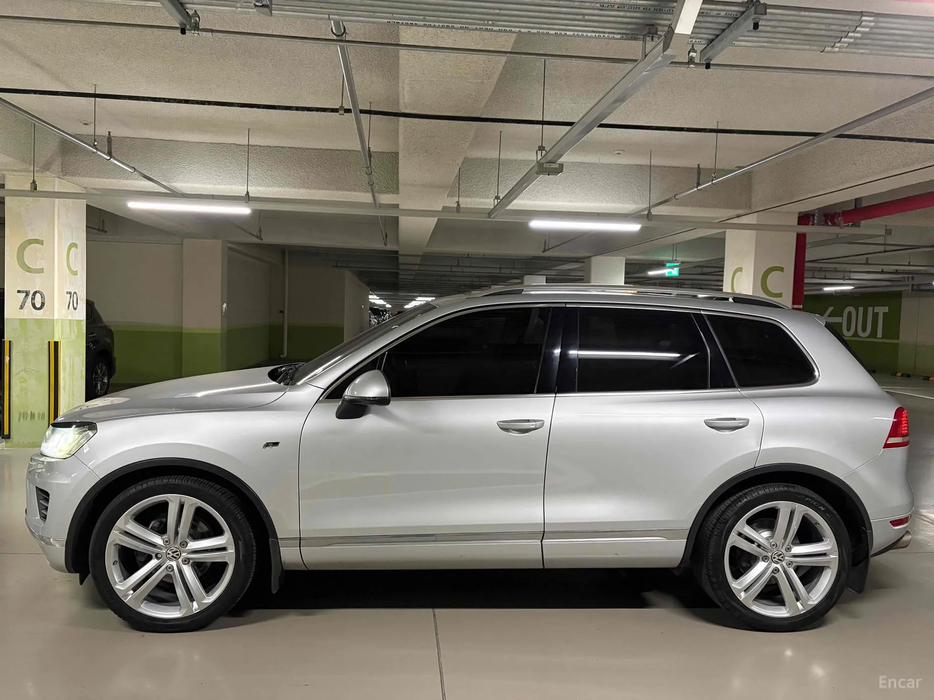 Volkswagen New Touareg превью 2