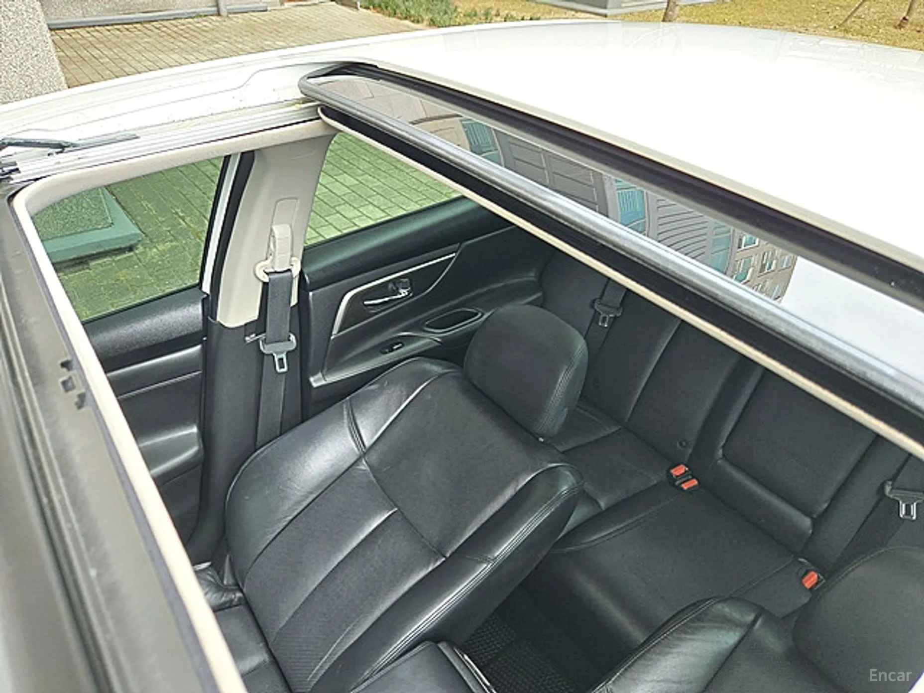 Nissan Altima превью 17