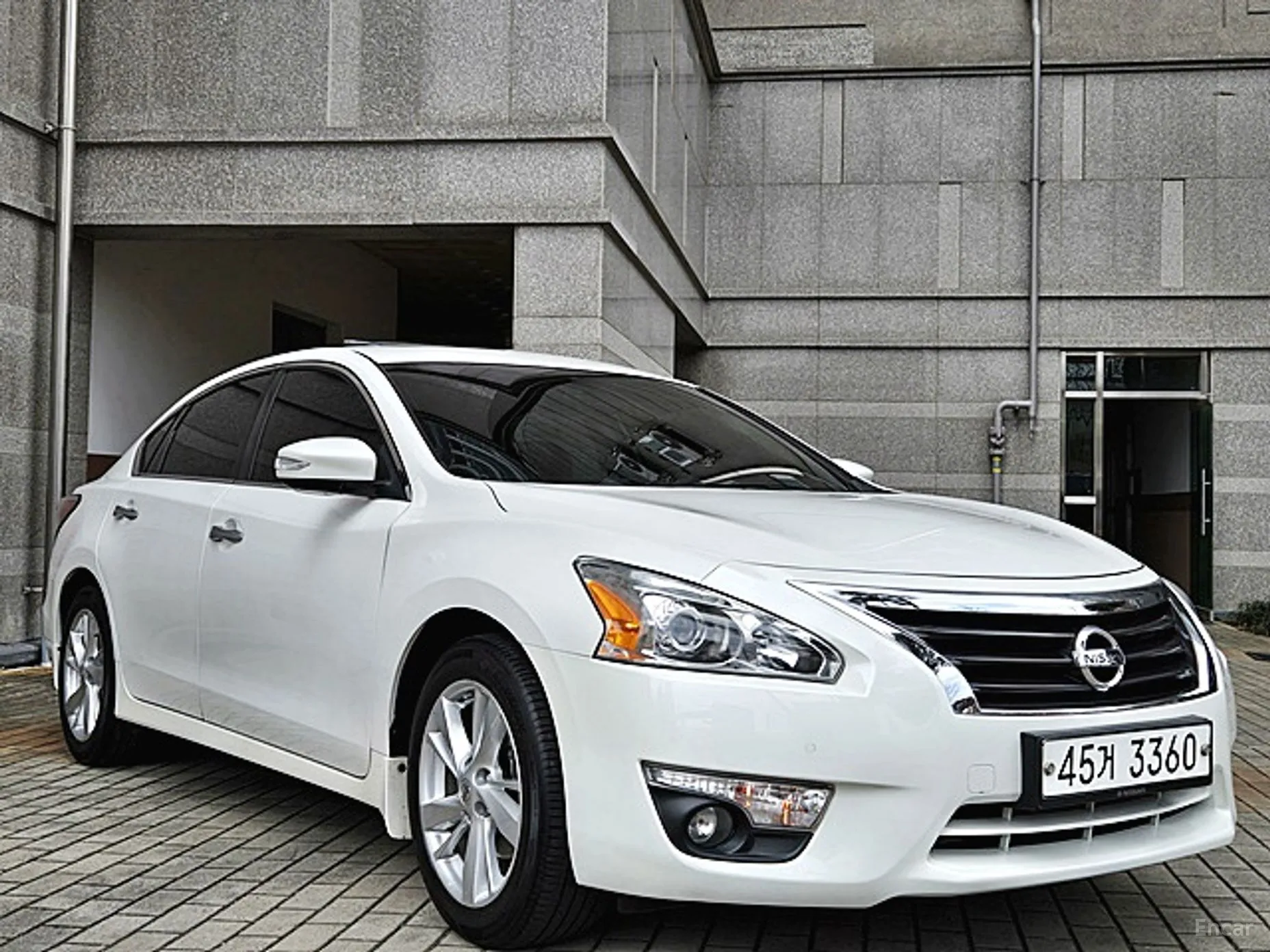 Nissan Altima превью 3