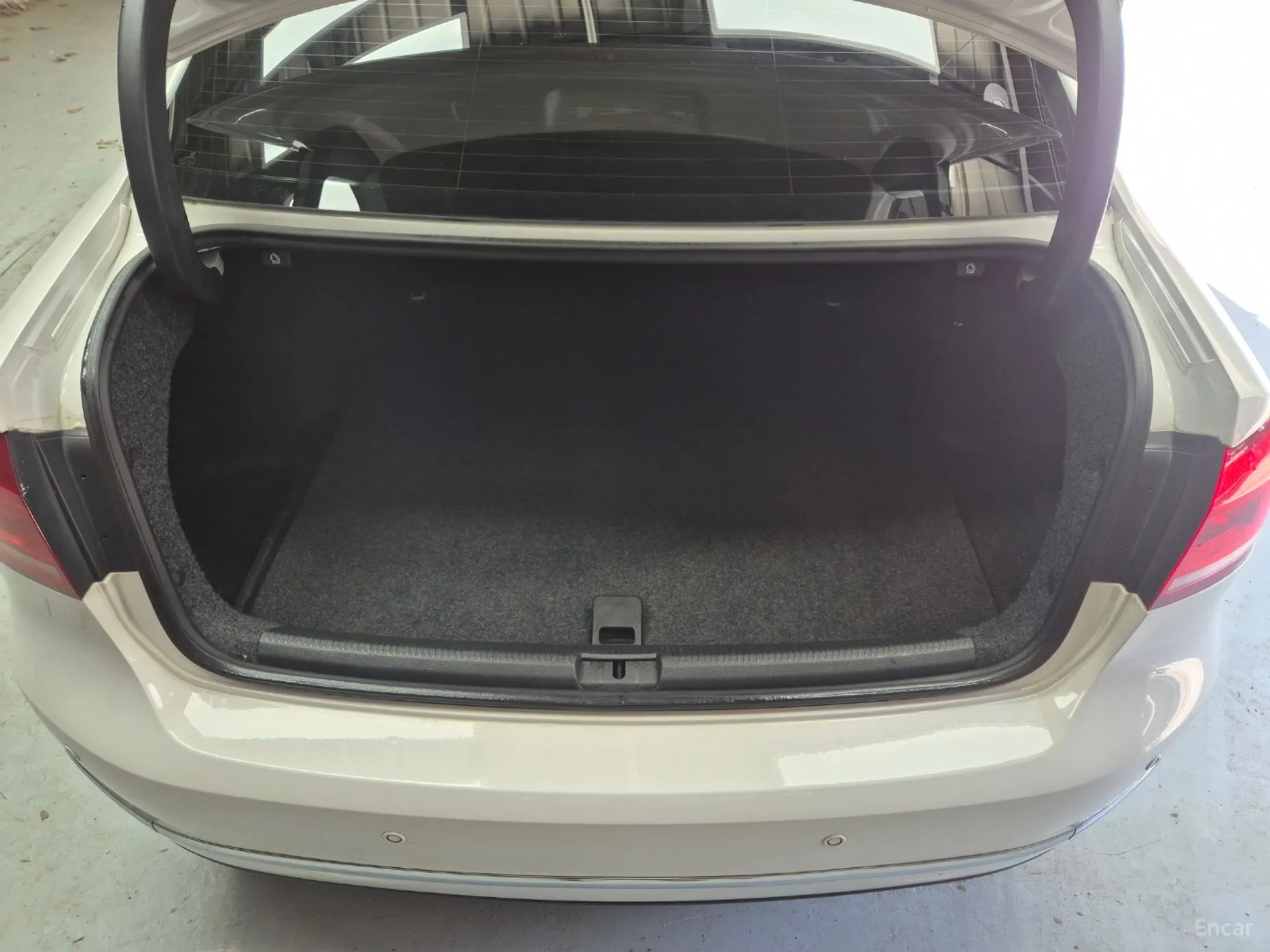 Volkswagen The New Passat превью 18