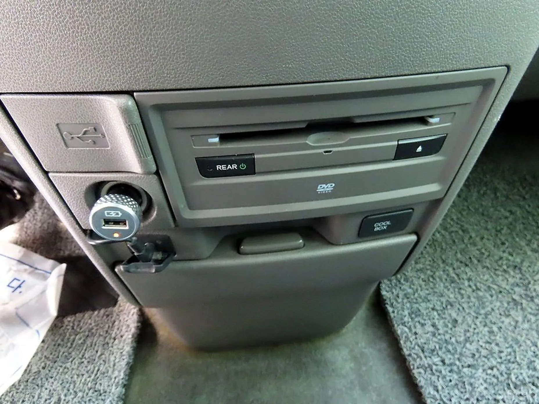Honda Odyssey превью 12