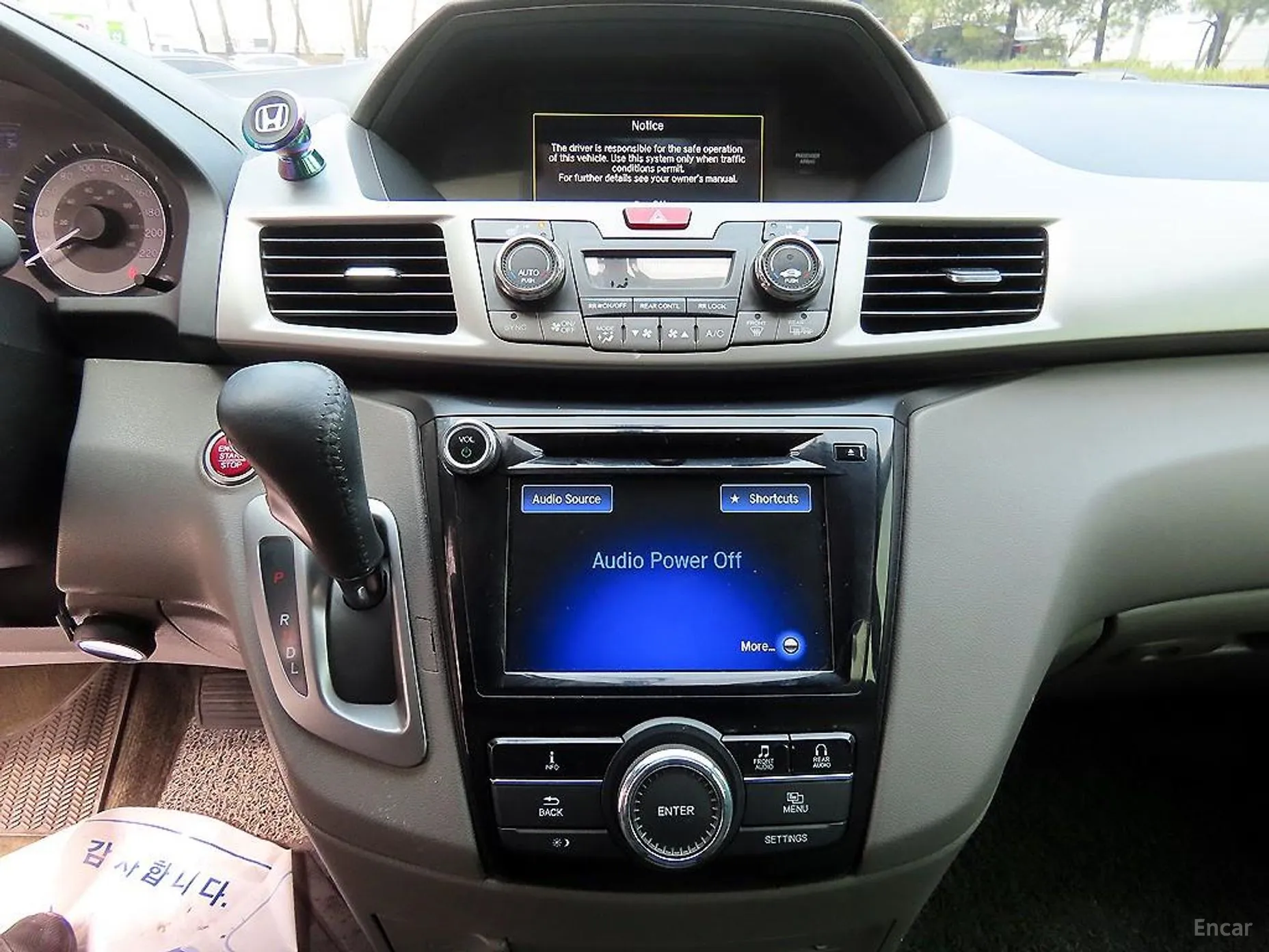 Honda Odyssey превью 13