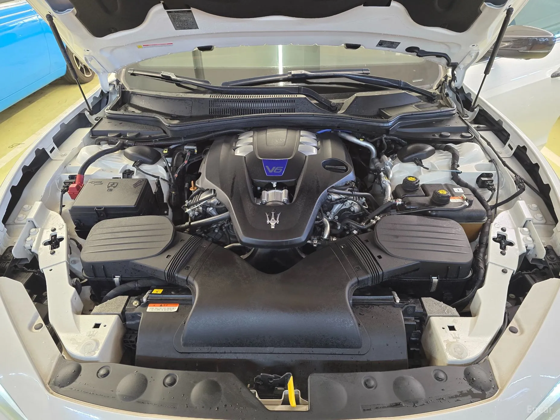 Maserati Ghibli превью 6