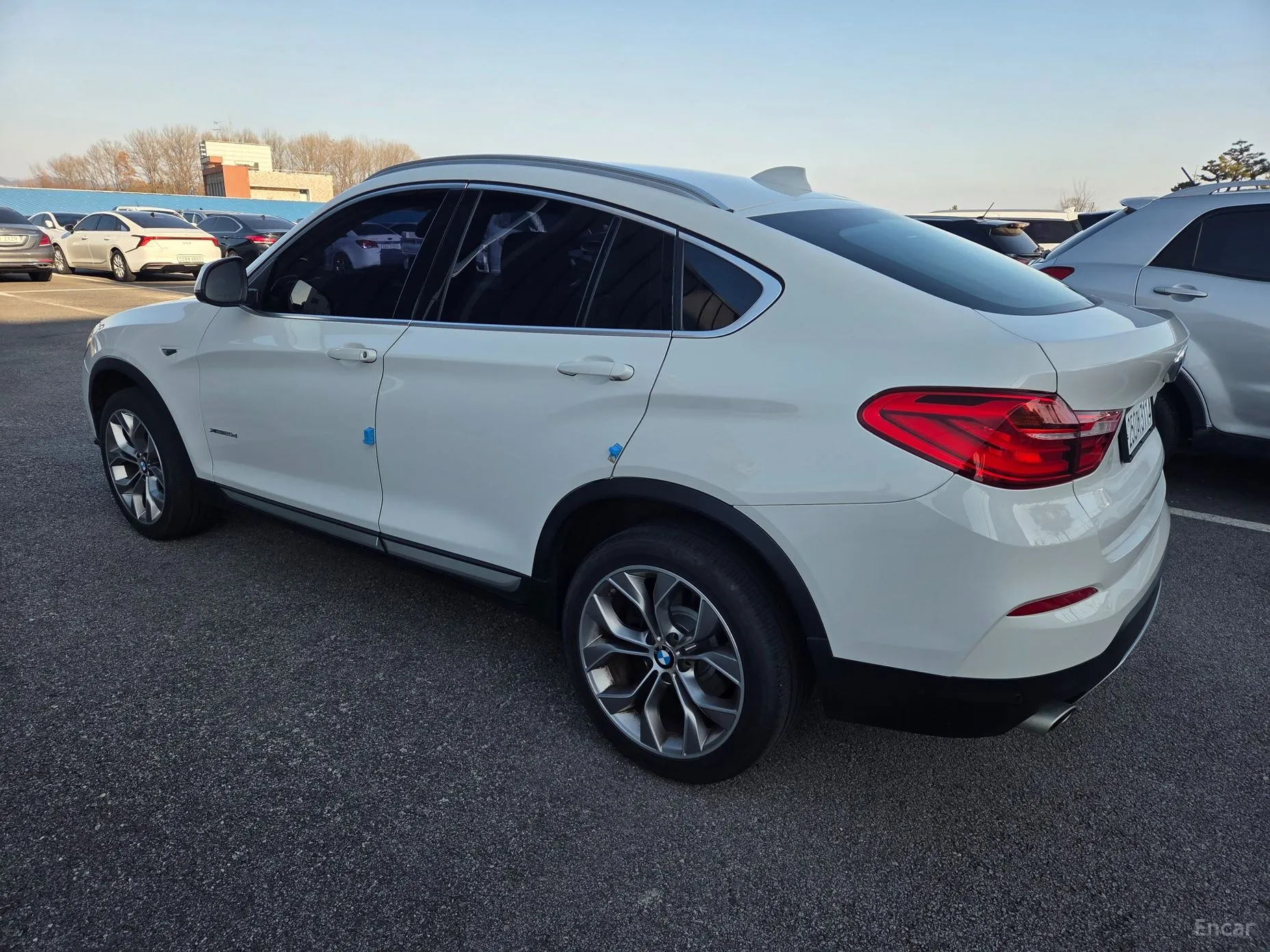 BMW X4 (F26) превью 8