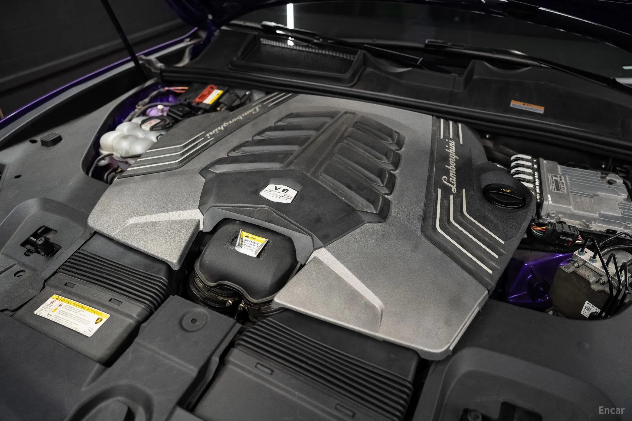 Lamborghini Urus превью 5