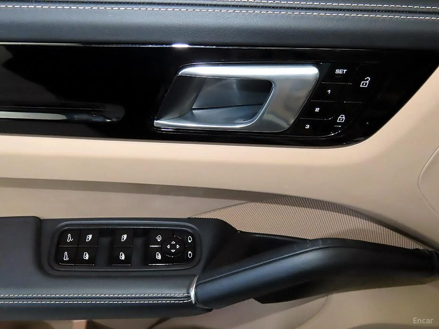 Porsche Cayenne (PO536) превью 13