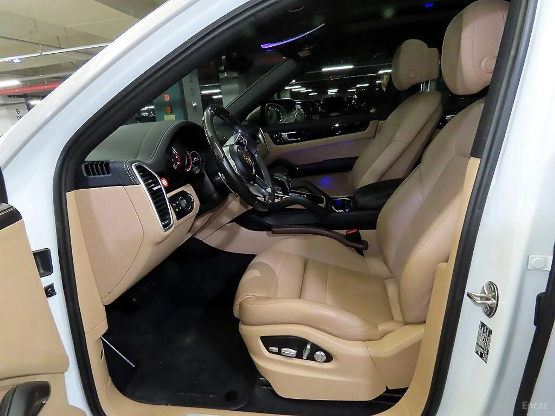 Porsche Cayenne (PO536) превью 19