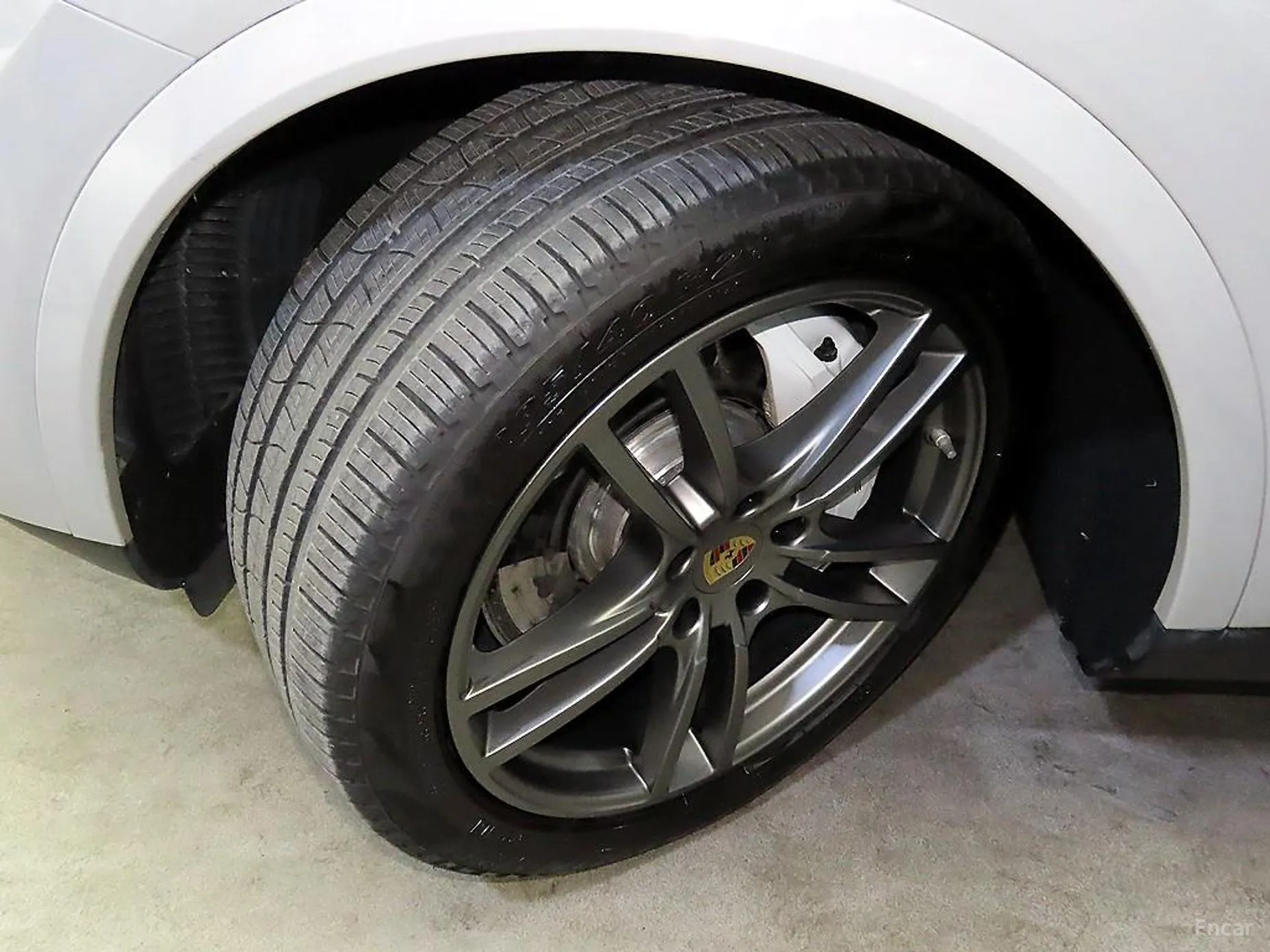 Porsche Cayenne (PO536) превью 5