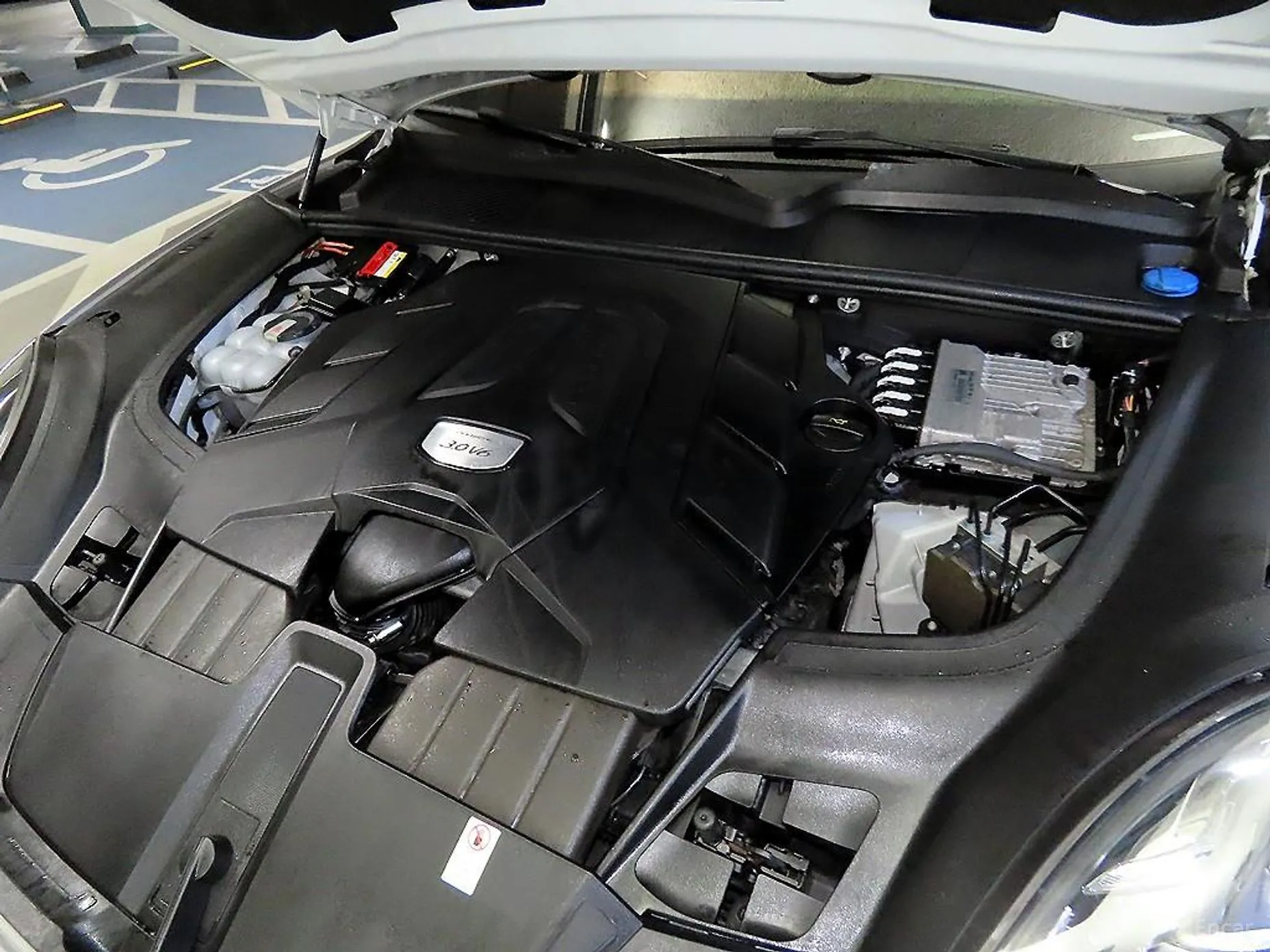 Porsche Cayenne (PO536) превью 6