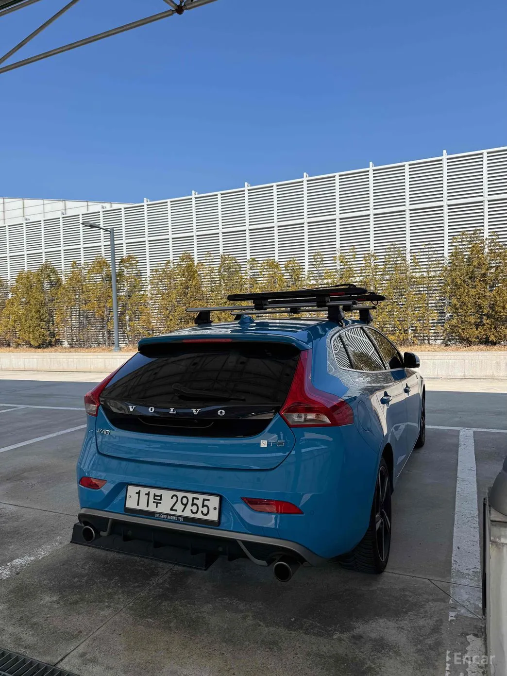 Volvo V40 превью 18