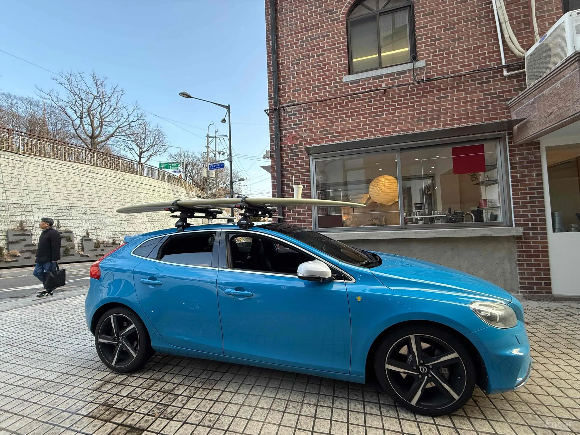 Volvo V40 превью 19
