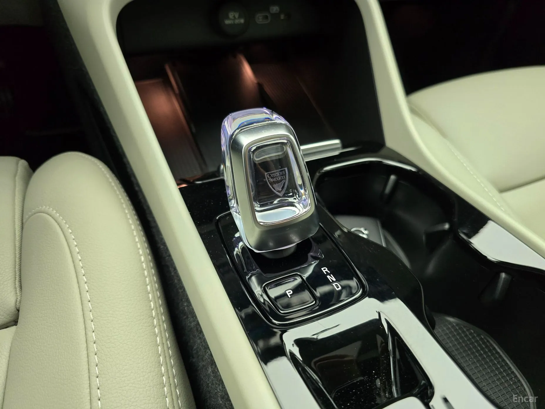 Volvo XC40 превью 9