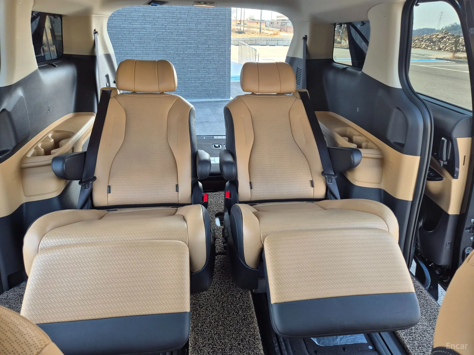 Kia Carnival Gen 4 превью 13