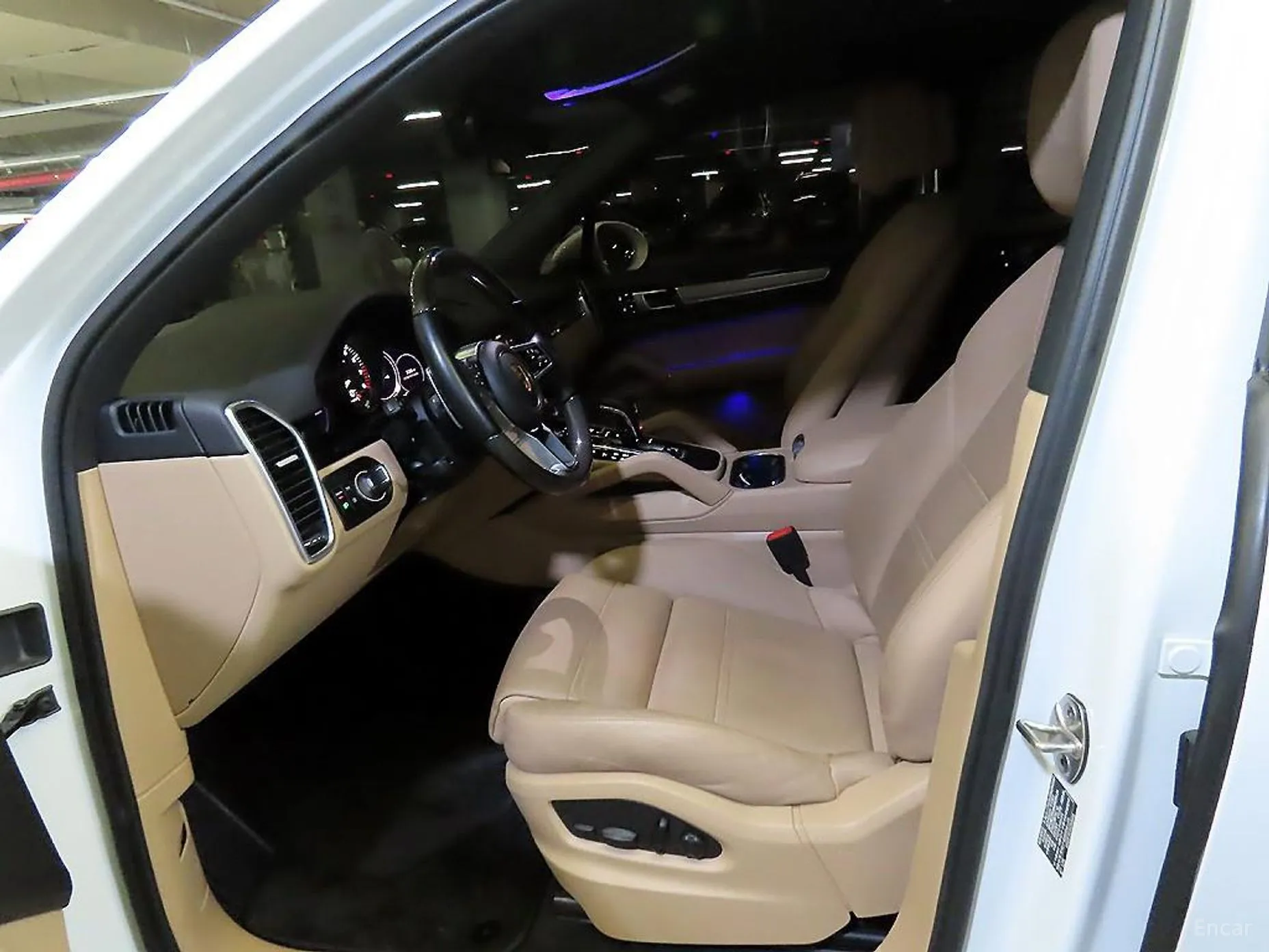 Porsche Cayenne (PO536) превью 19