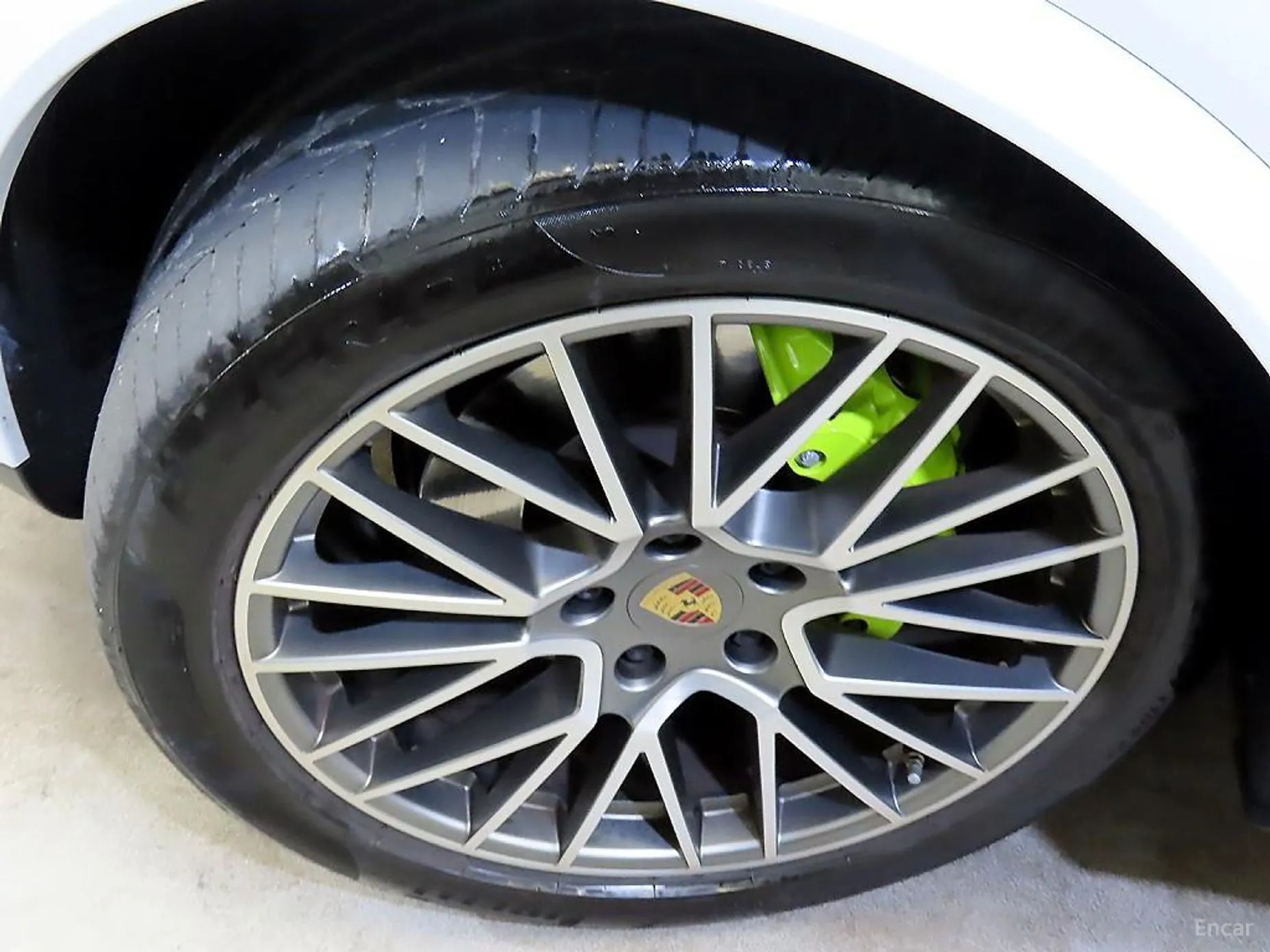 Porsche Cayenne (PO536) превью 5