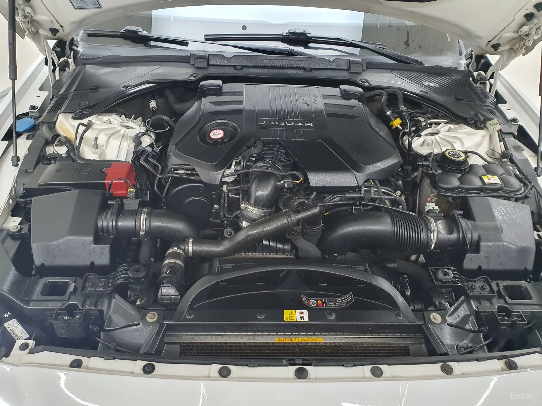 Jaguar XF (x260) превью 6