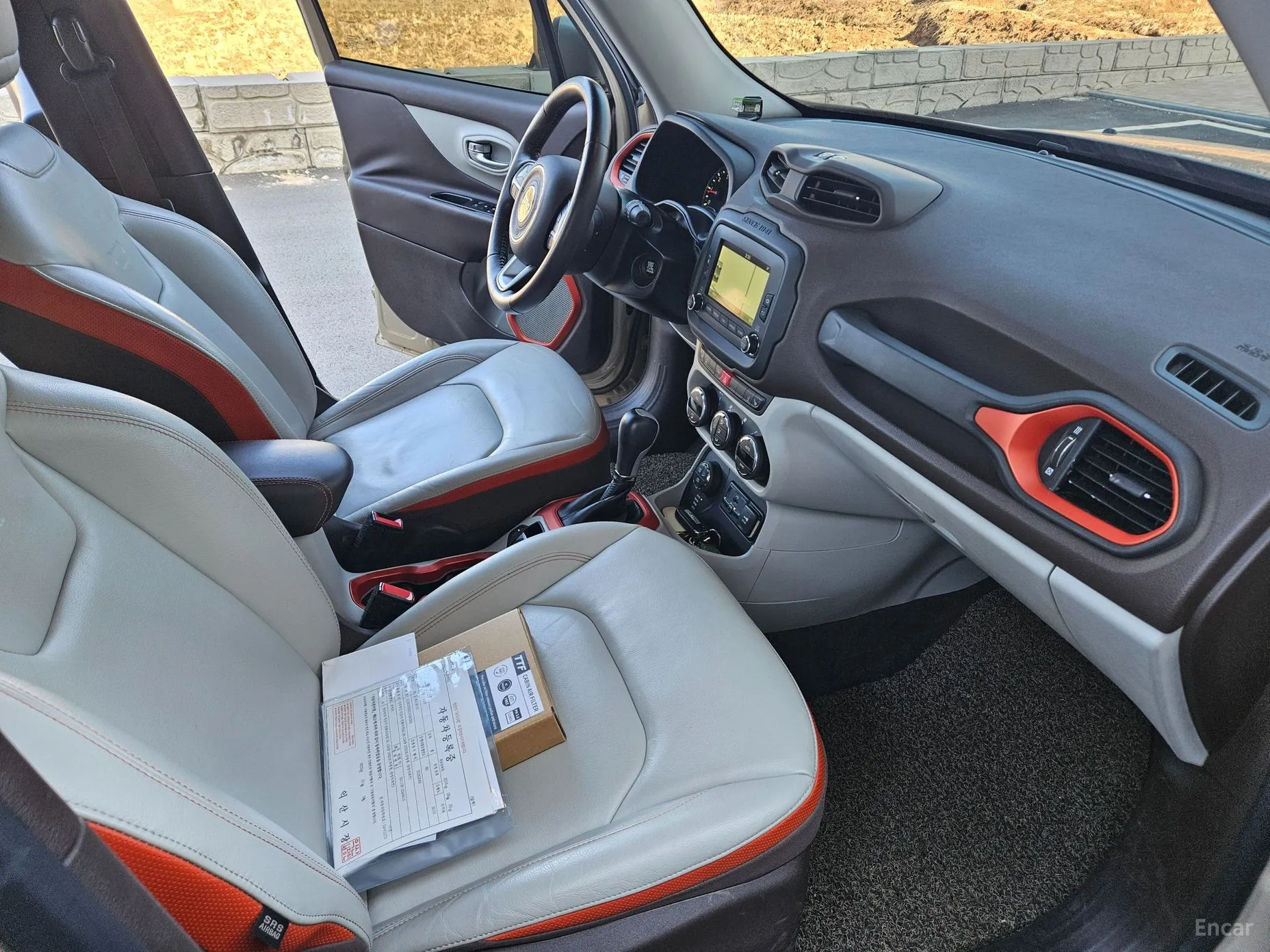 Jeep Renegade превью 11