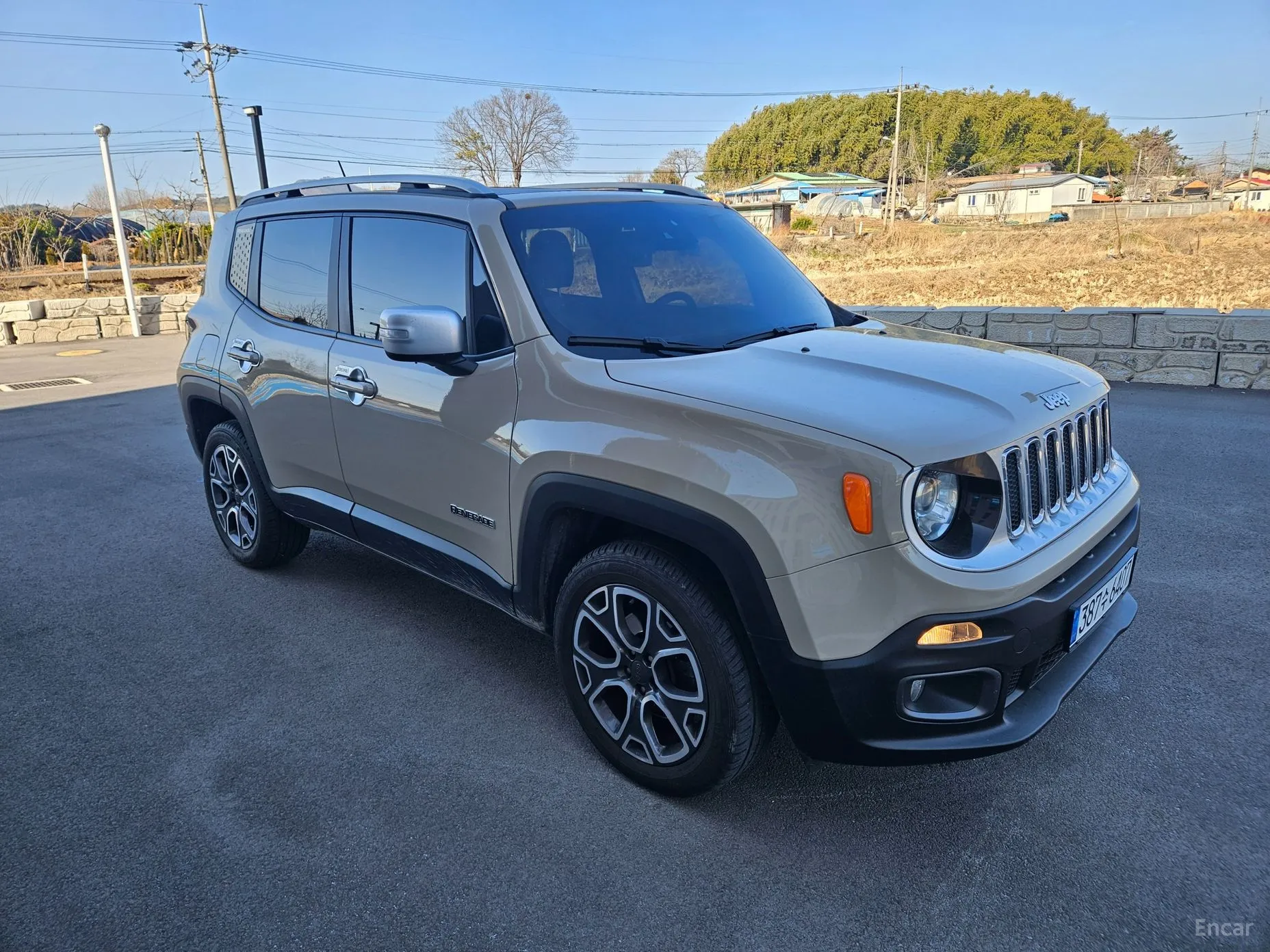 Jeep Renegade превью 4