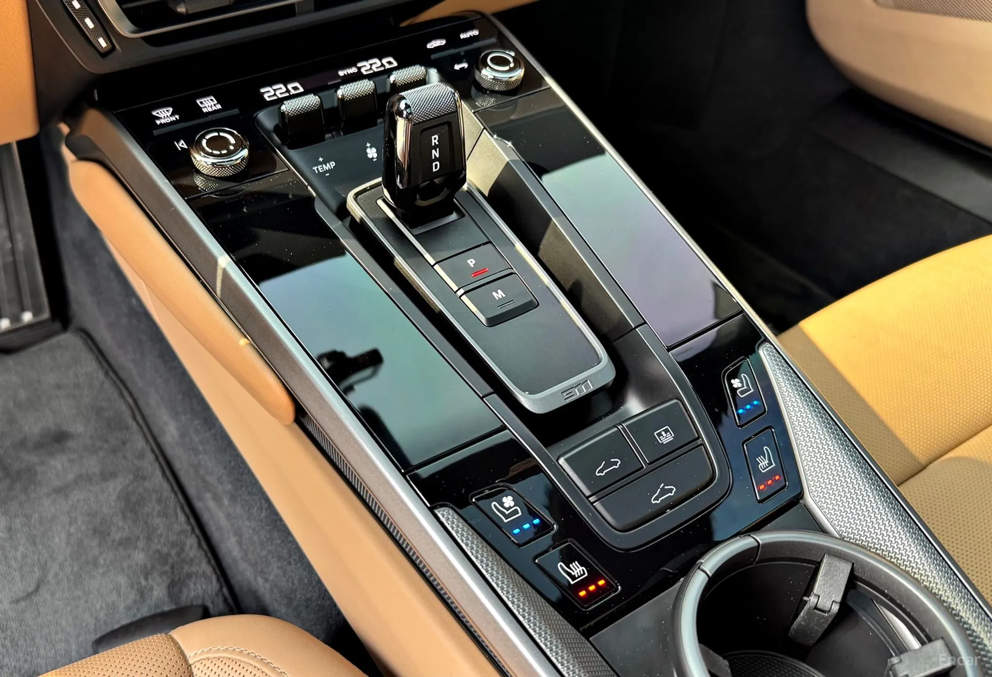 Porsche 911 (992) превью 11