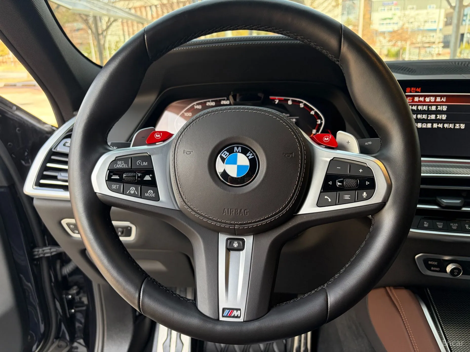 BMW X6 (G06) превью 9