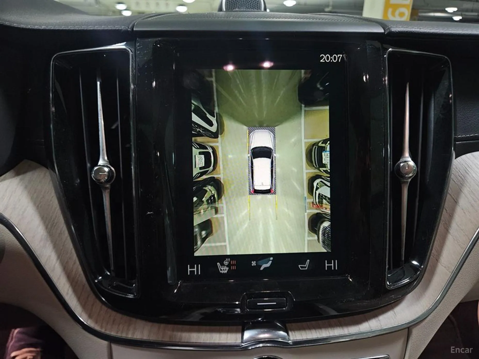 Volvo XC60 Gen 2 превью 10