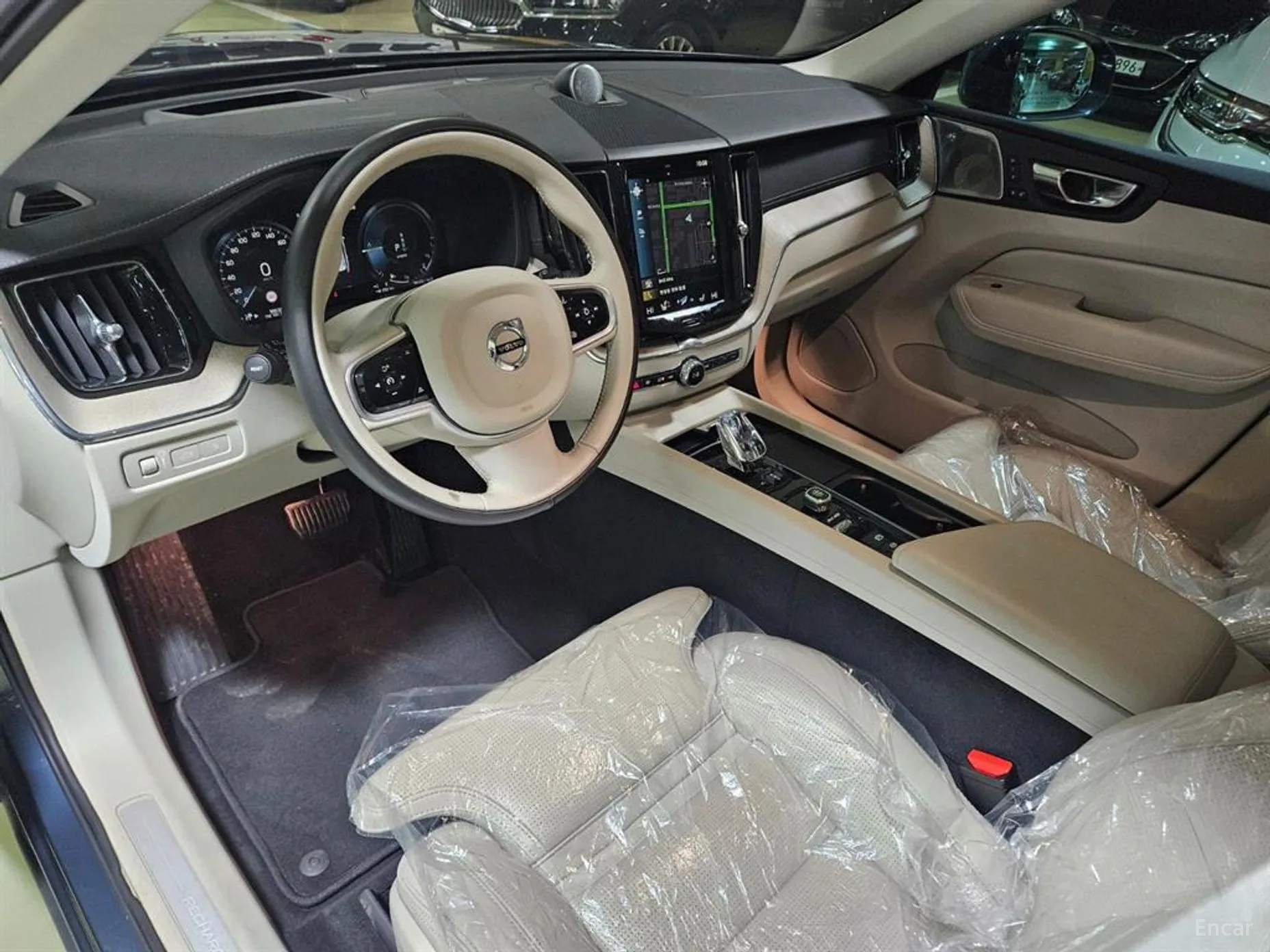 Volvo XC60 Gen 2 превью 11